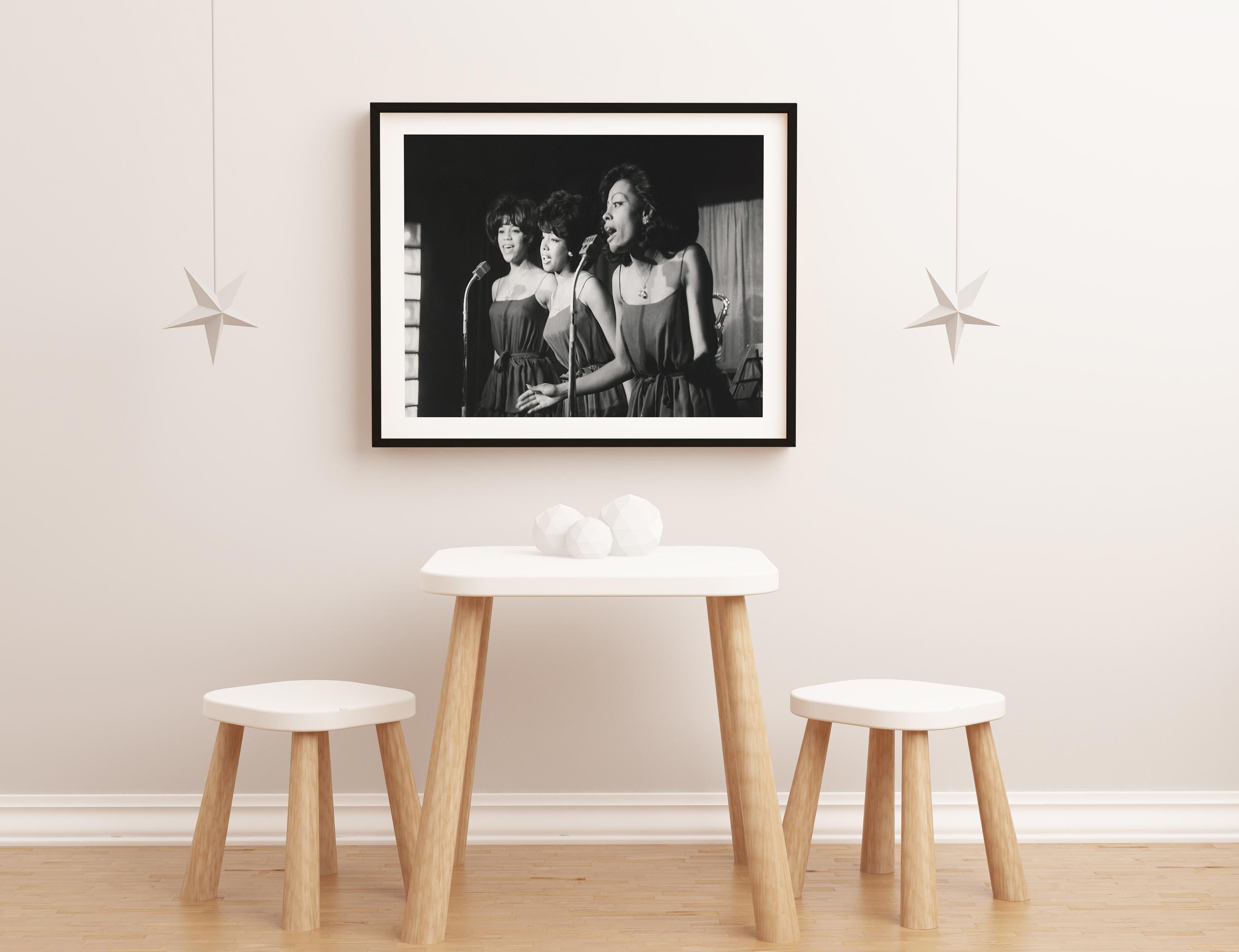 The Supremes Performing Globe Photos Fine Art Print For Sale 2