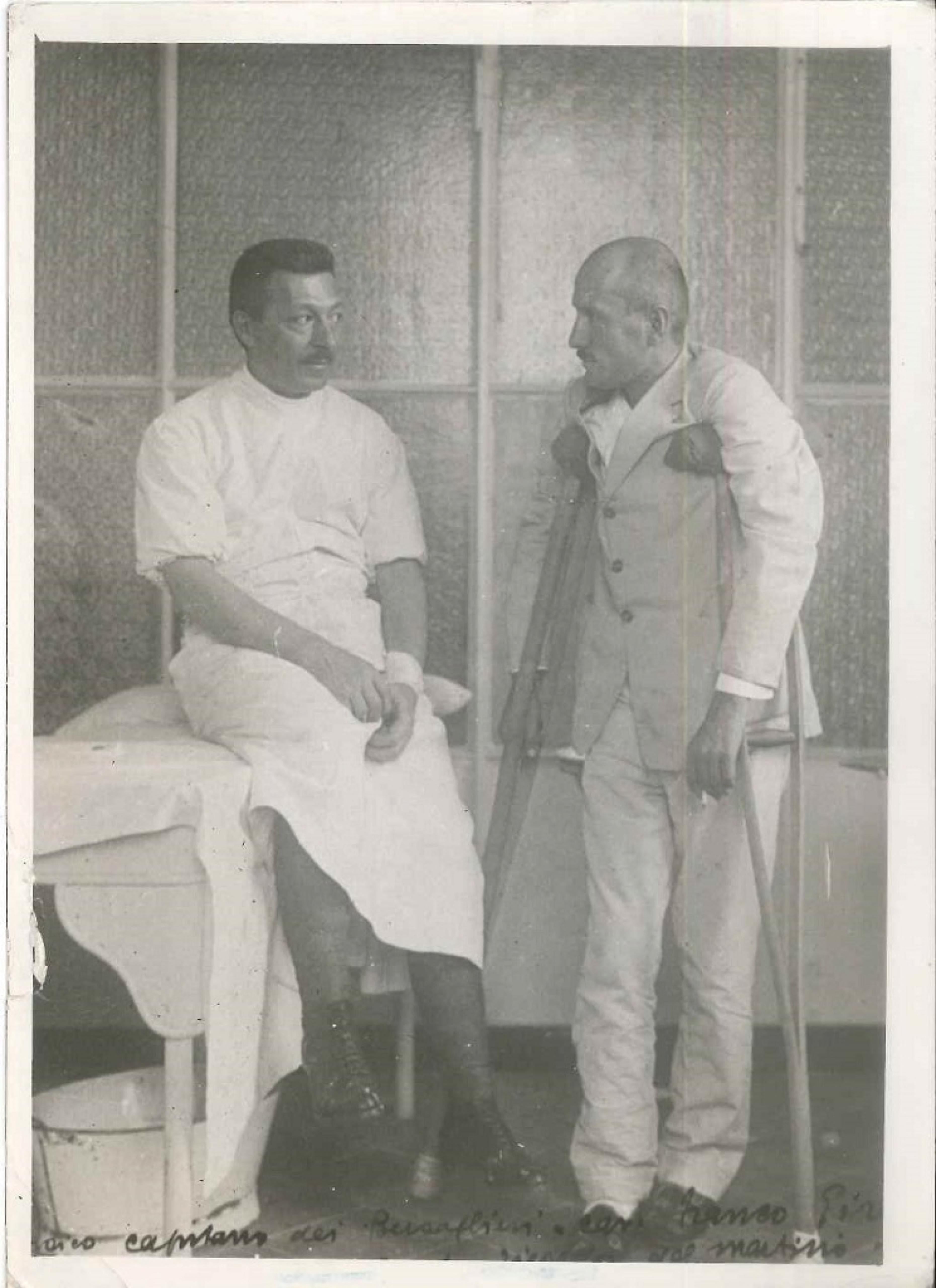 L'ospedale del fronte di guerra - Foto d'epoca - Anni '30