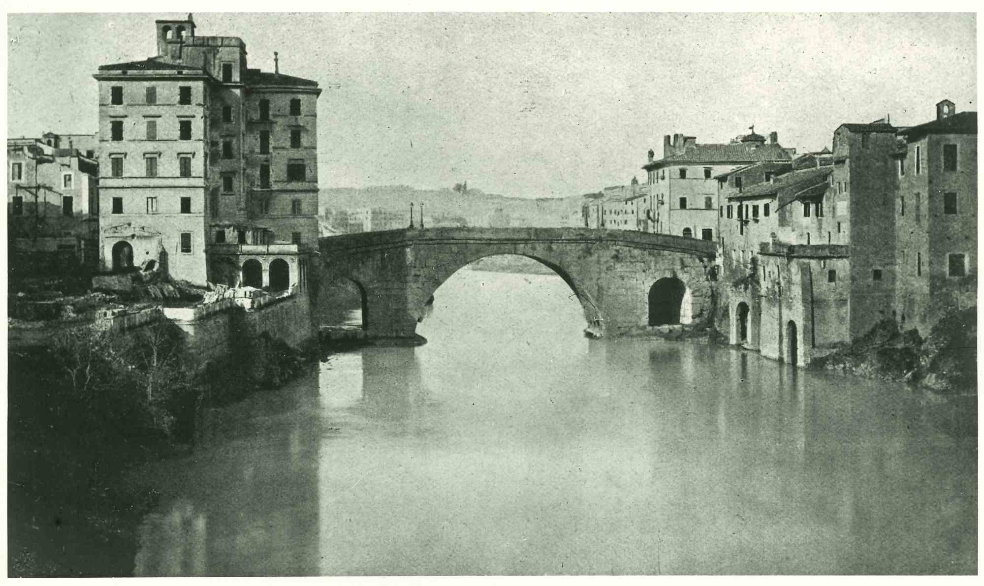 Unknown Black and White Photograph - Tiber- Rome Historical Photo - Early 20th Century