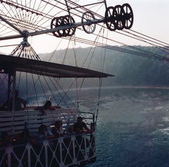 Retro Tourists in a ropeway carriage over the Niagara Falls, USA/Canada 1962