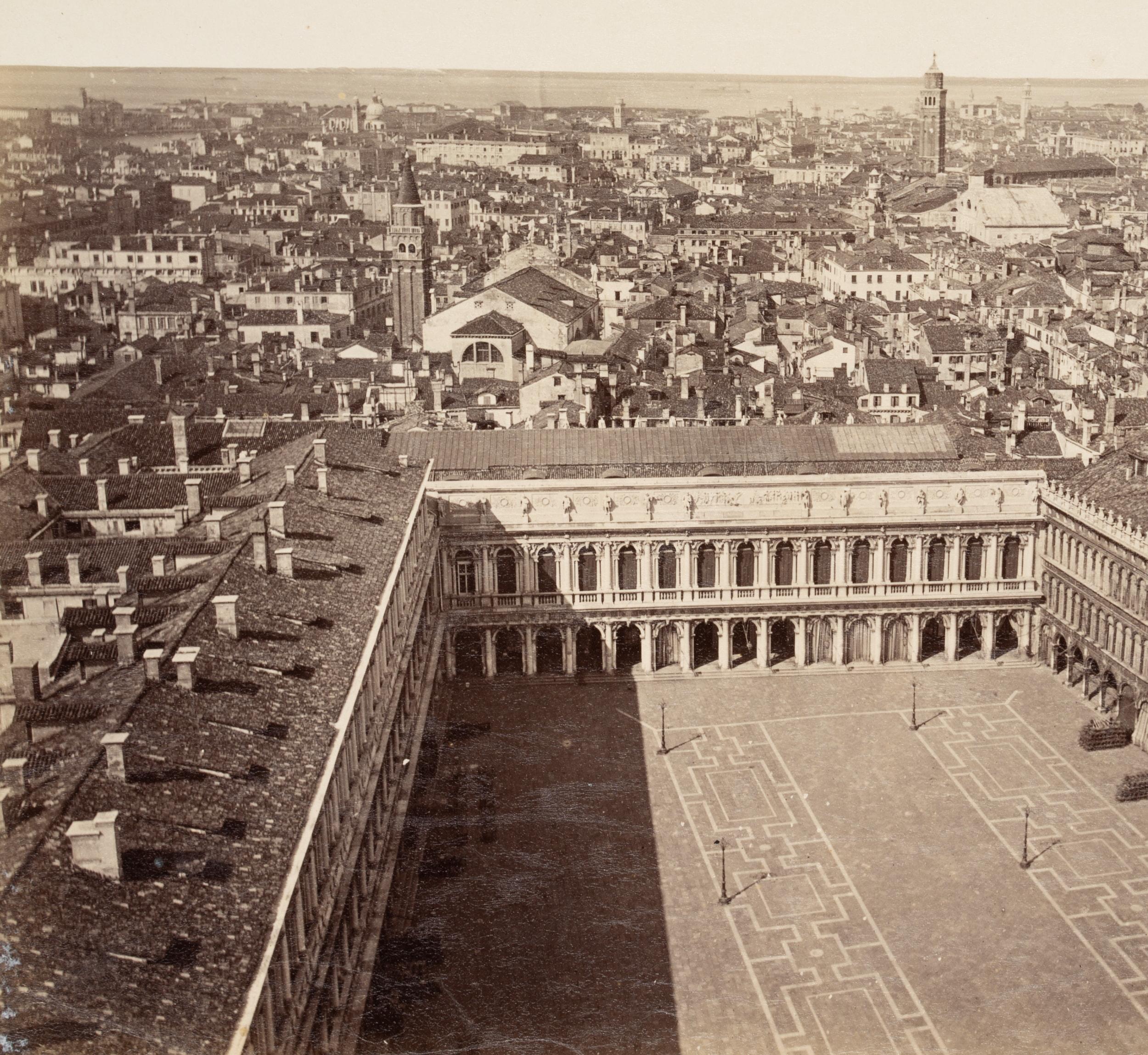 Venise vue du clocher - Photograph de Carlo Naya