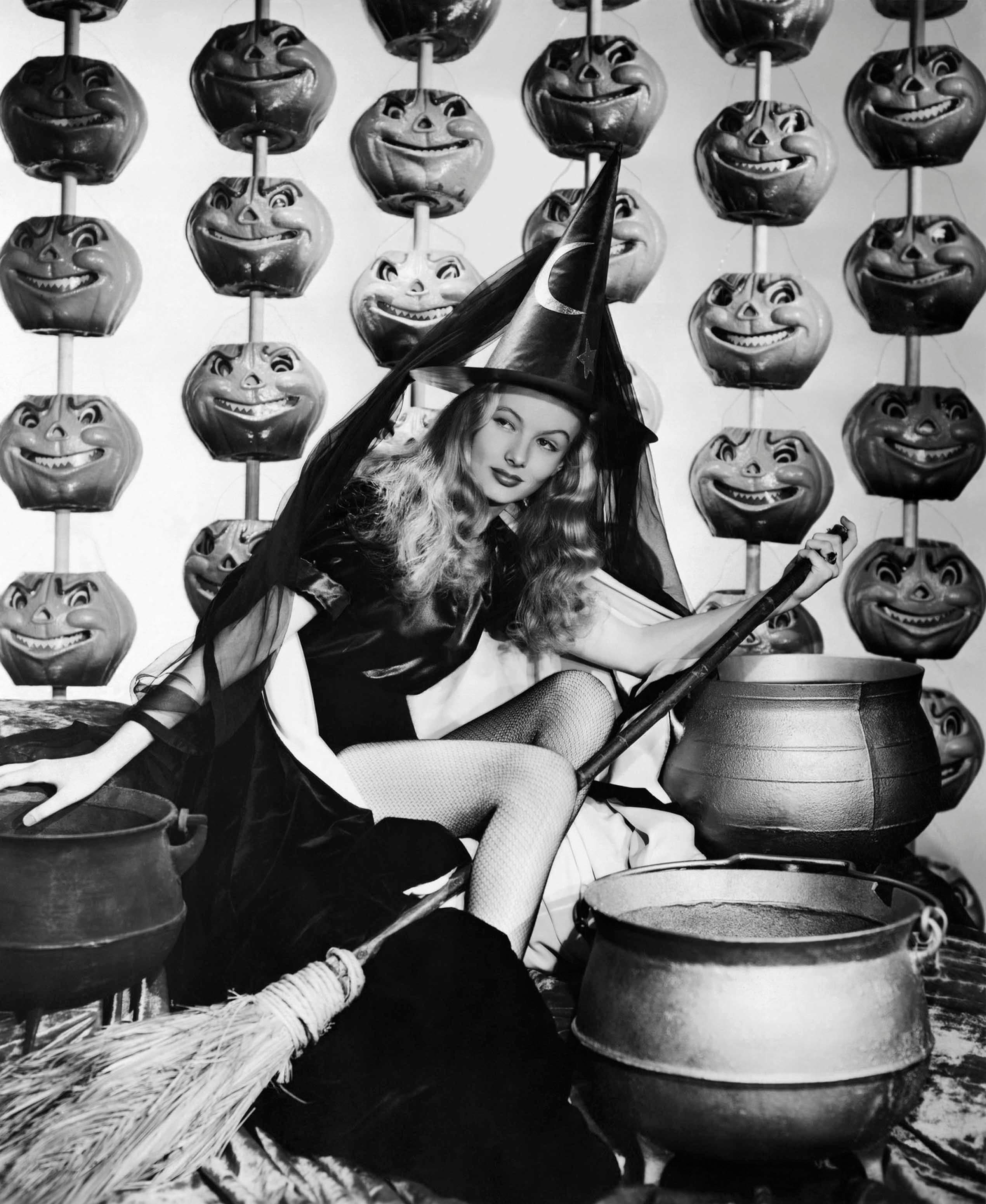 Unknown Black and White Photograph - Veronica Lake "I Married a Witch" Globe Photos Fine Art Print