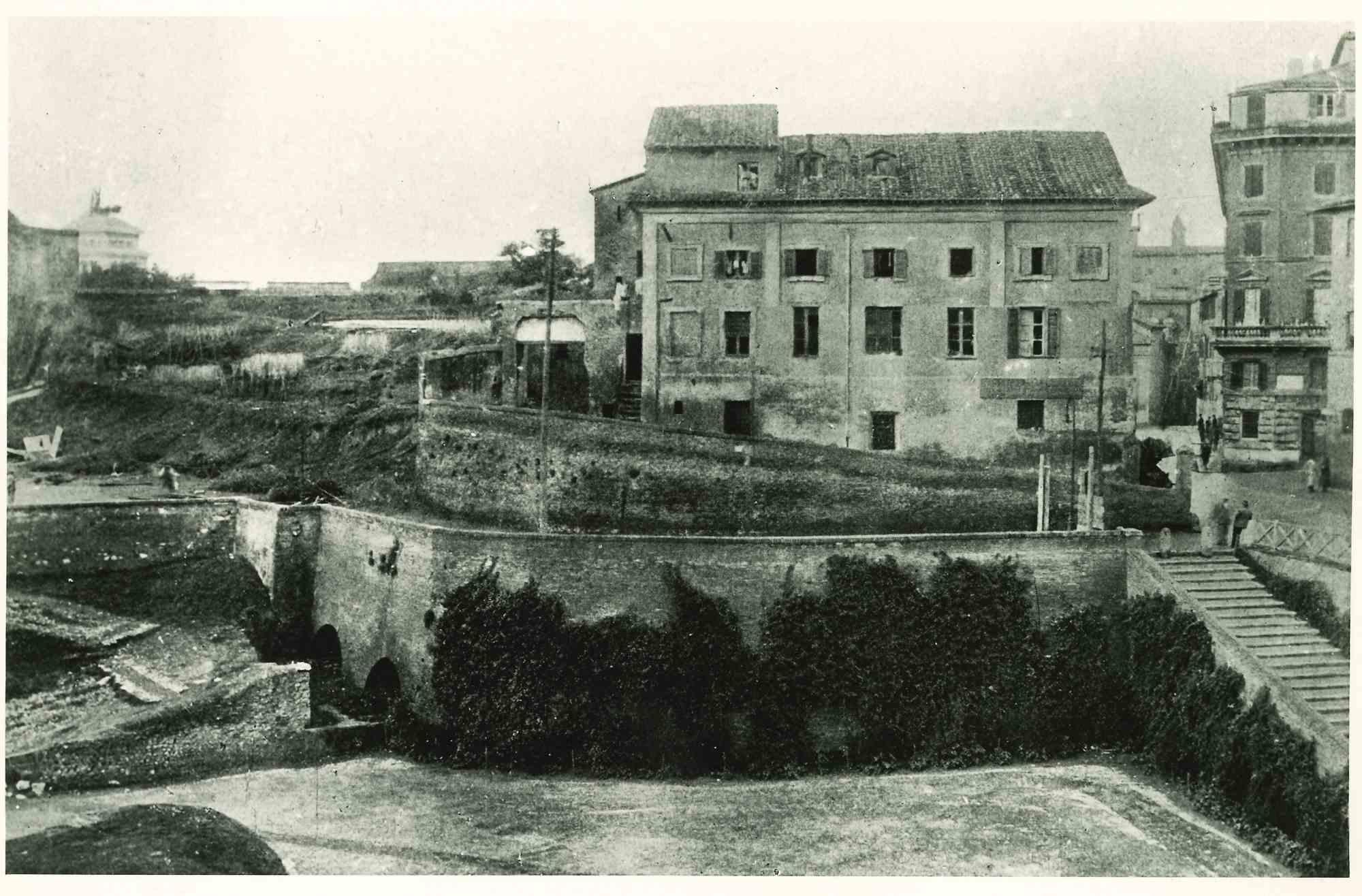 Unknown Figurative Photograph - View of Ancient Rome - Early 20th Century