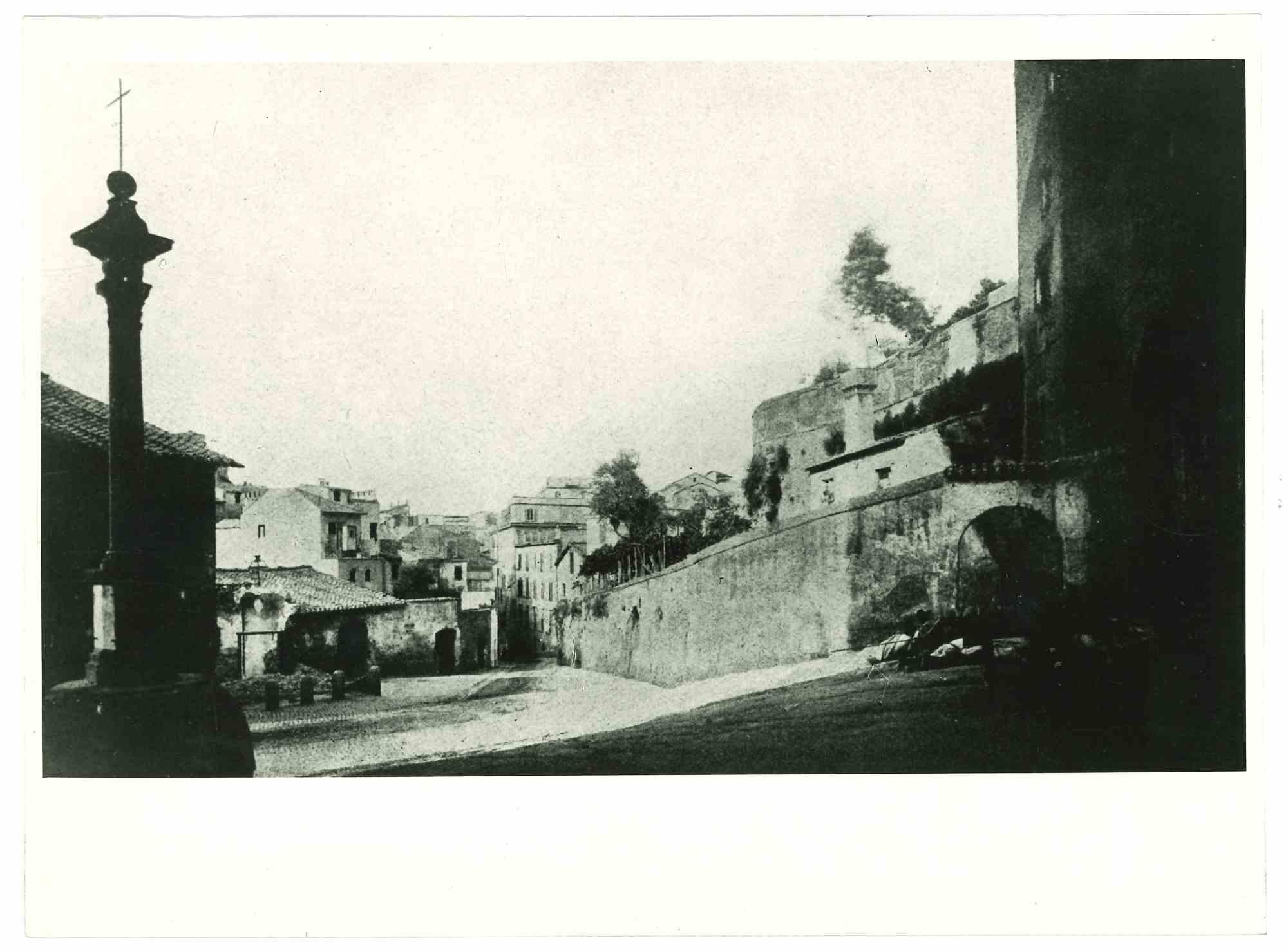 Unknown Figurative Photograph - View of Rome - Vintage Photograph - Early 20th Century