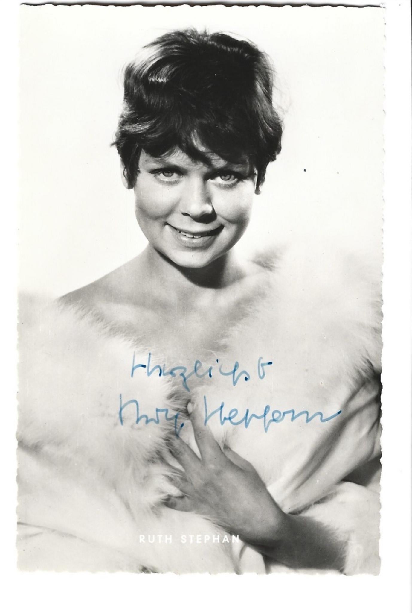 Unknown Portrait Photograph - Vintage Autographed b/w Postcard by Ruth Stephan - 1950s