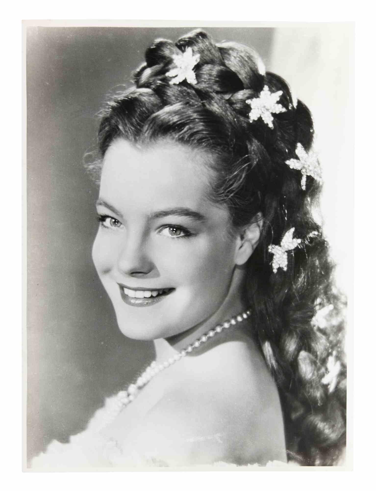 Black and White Photograph Unknown - Photographie de presse d'époque de Romy Schneider - années 1960