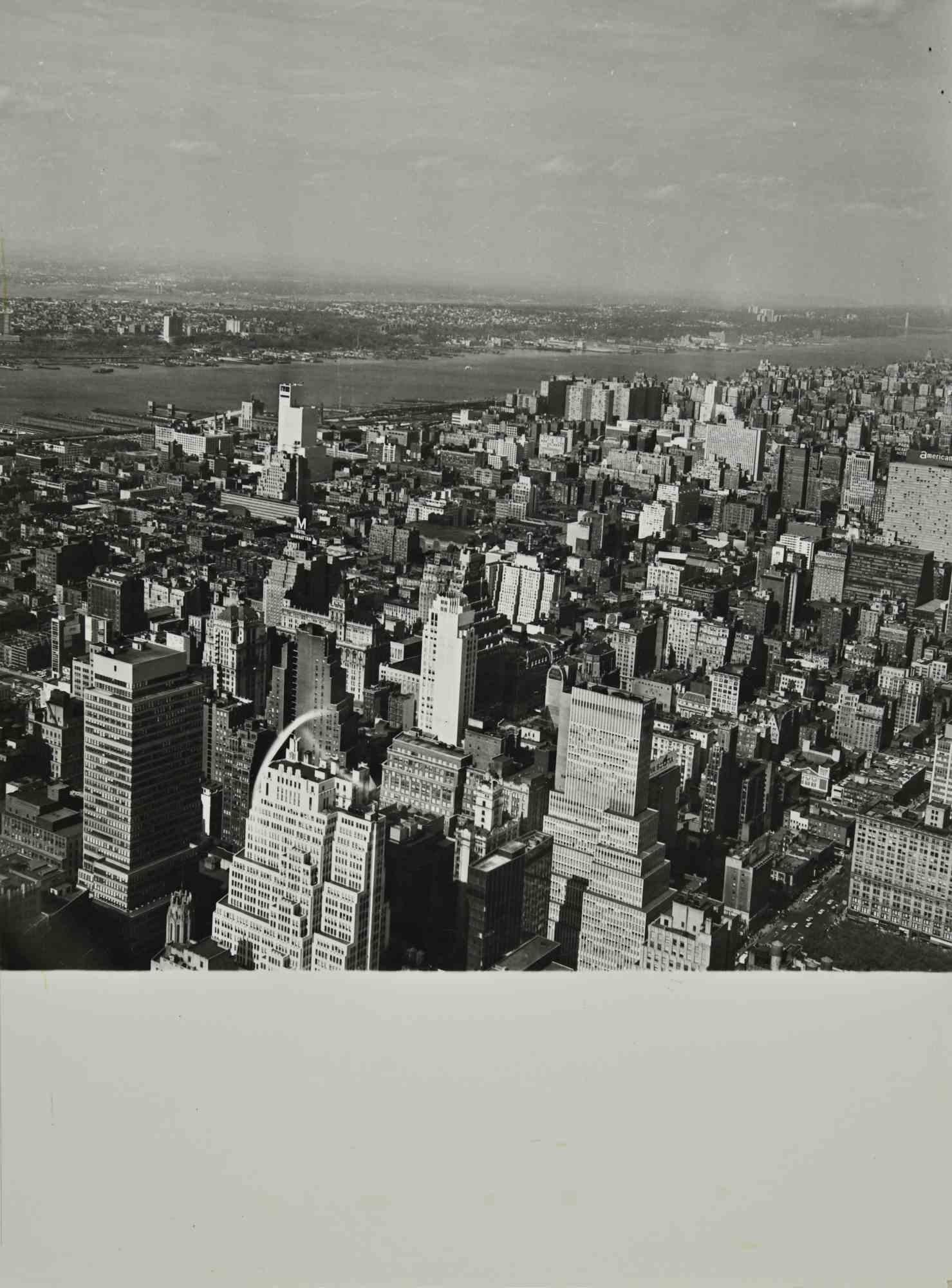 View of New York - Photo - Mid 20th Century