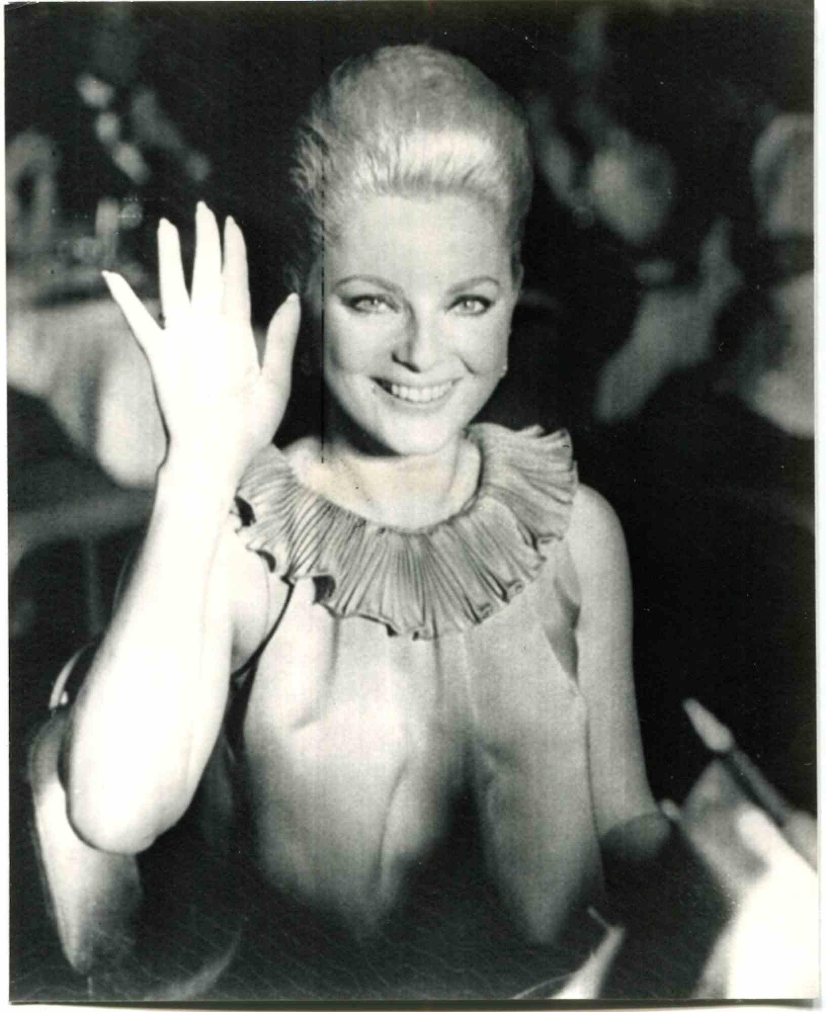 Unknown Portrait Photograph - Virna Lisi  - 1970s