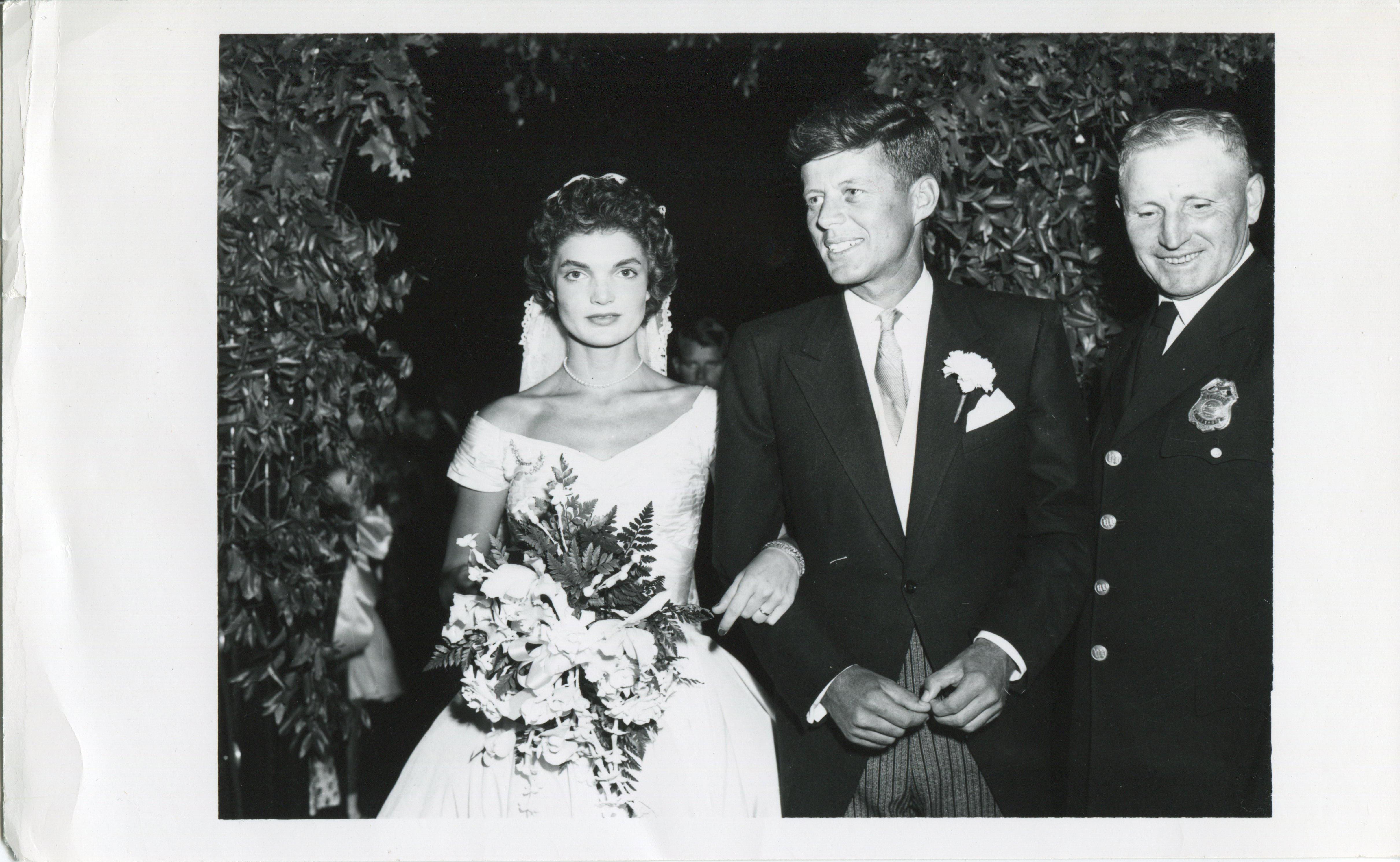 Unknown Black and White Photograph - Wedding John F. Kennedy & Jacqueline Kennedy - Official Press Photo