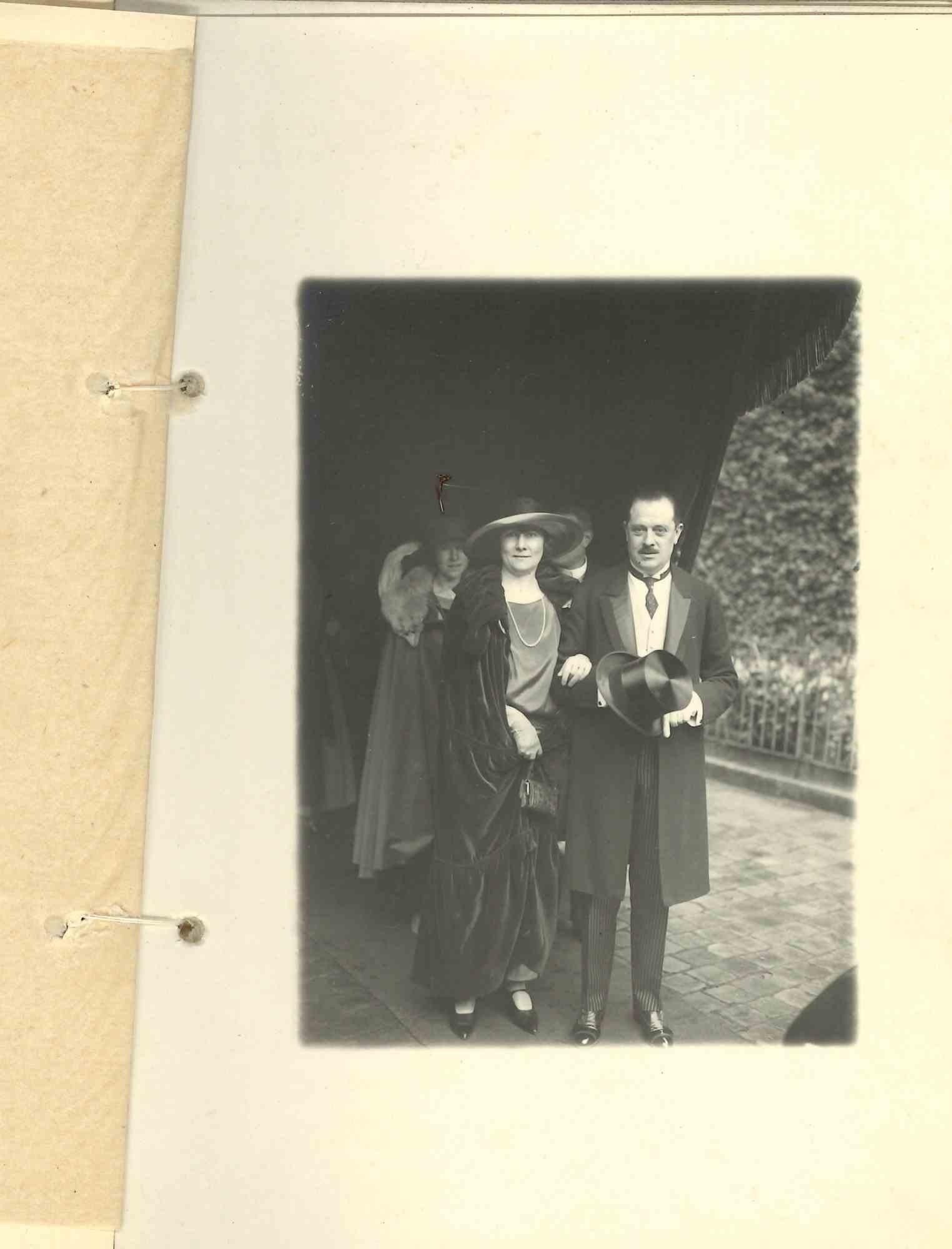 Wedding - Vintage Photograph - 1923 - Beige Figurative Photograph by Unknown
