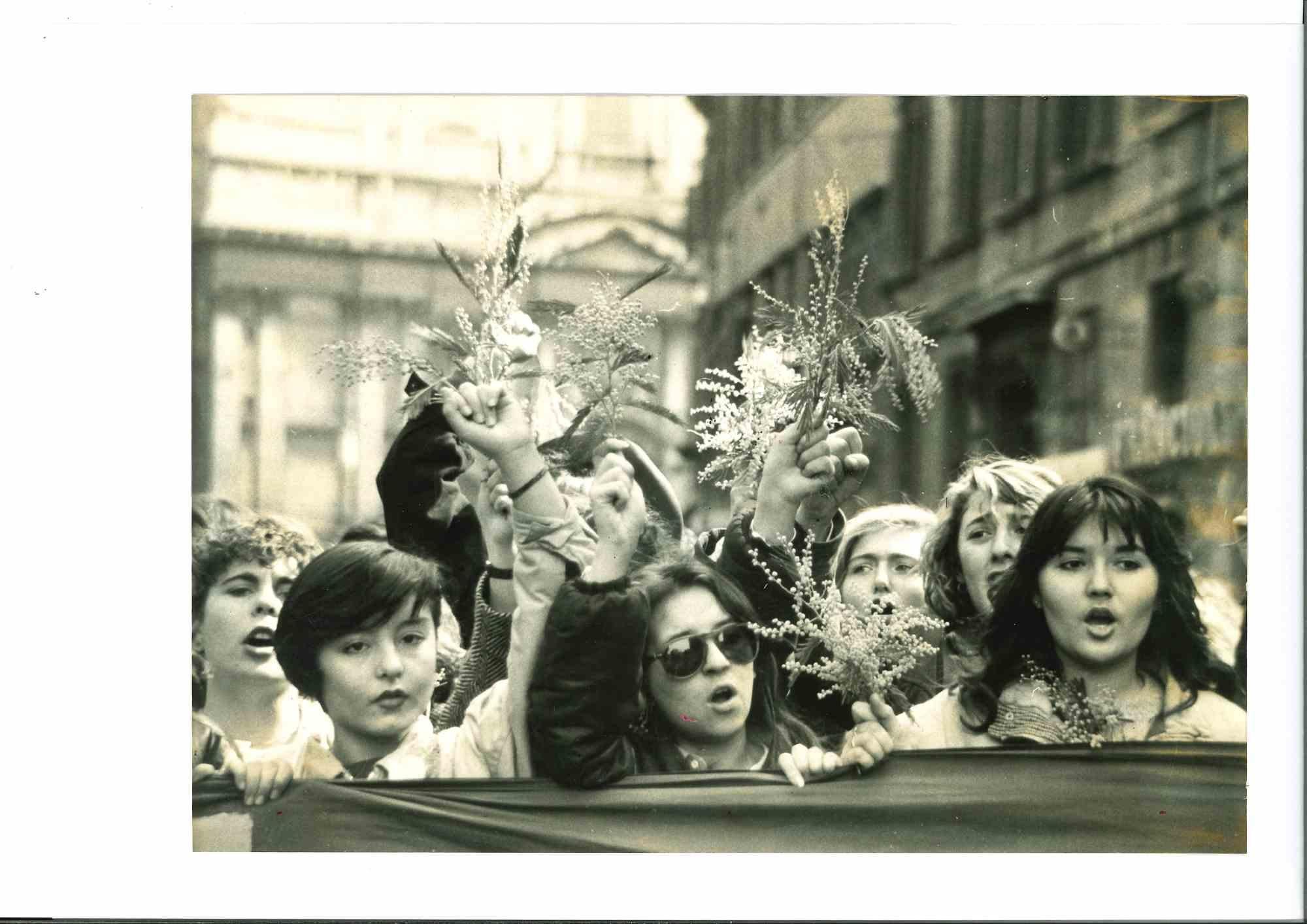 Unknown Figurative Photograph – Frauenrechtsbewegung – Historisches Foto – 1960er Jahre