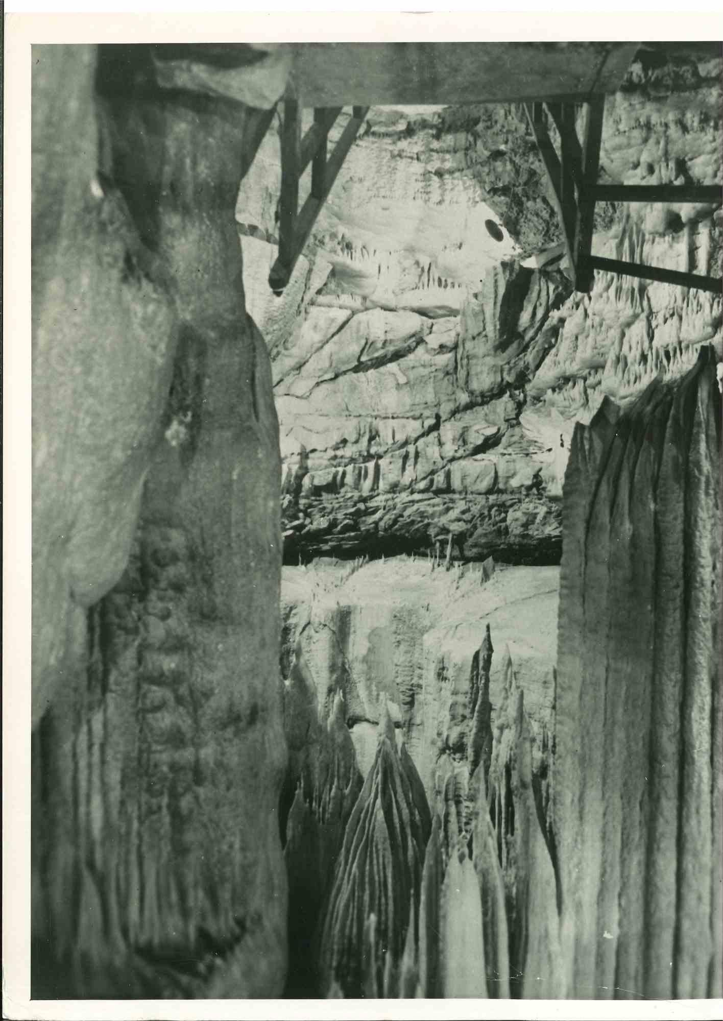 Merveilleuse des grottes - Photographie vintage, milieu du XXe siècle