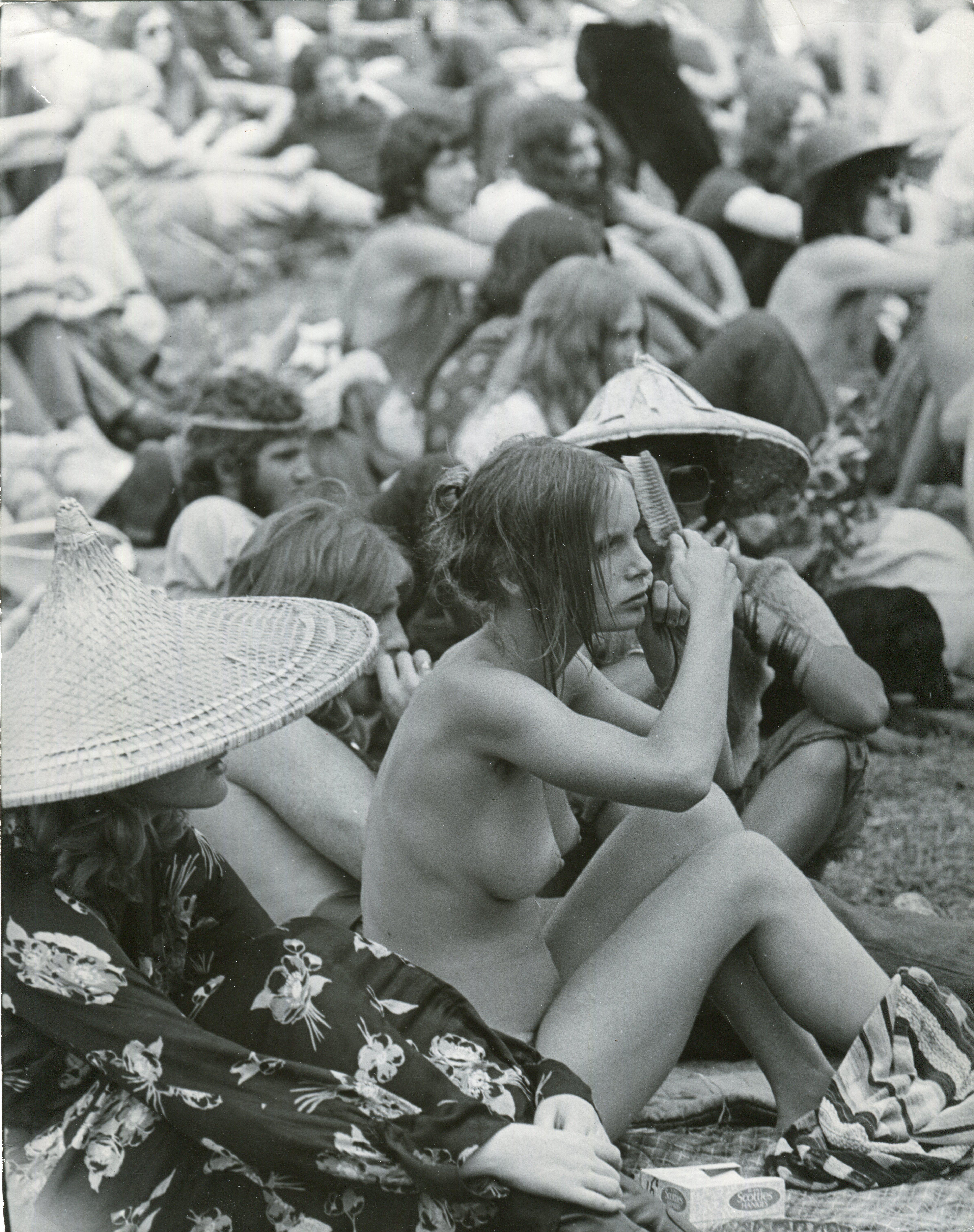 Nude women at woodstock