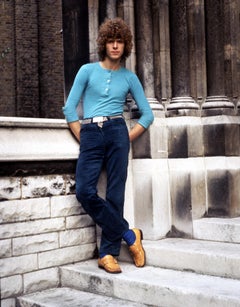 Young David Bowie Posed on Steps Globe Photos Fine Art Print