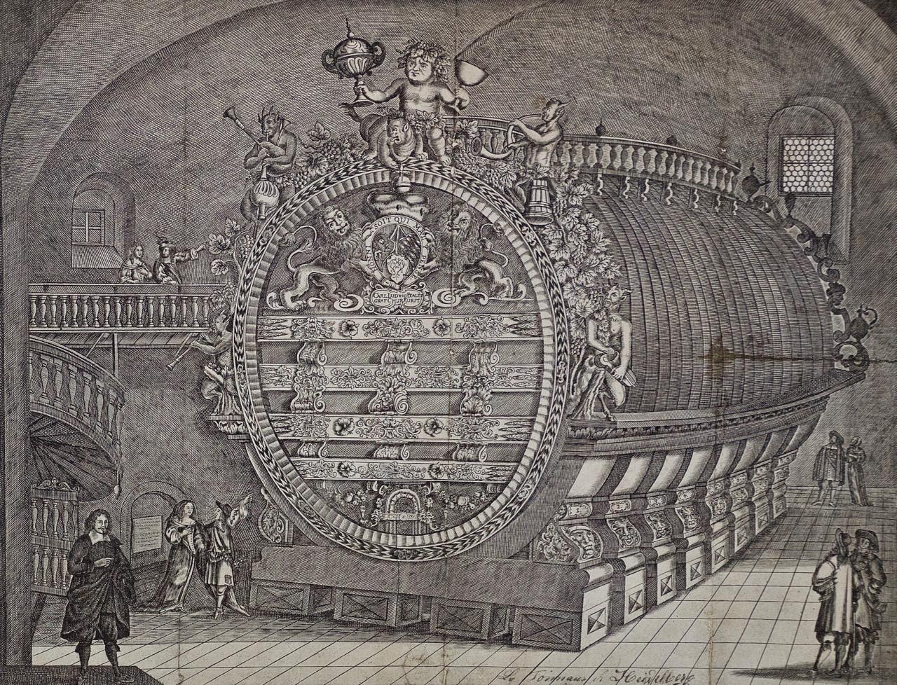 Gerahmter Heidelberger Tun: Ein gerahmter Gravur eines großen Weinkellers aus dem 17. Jahrhundert – Print von Unknown