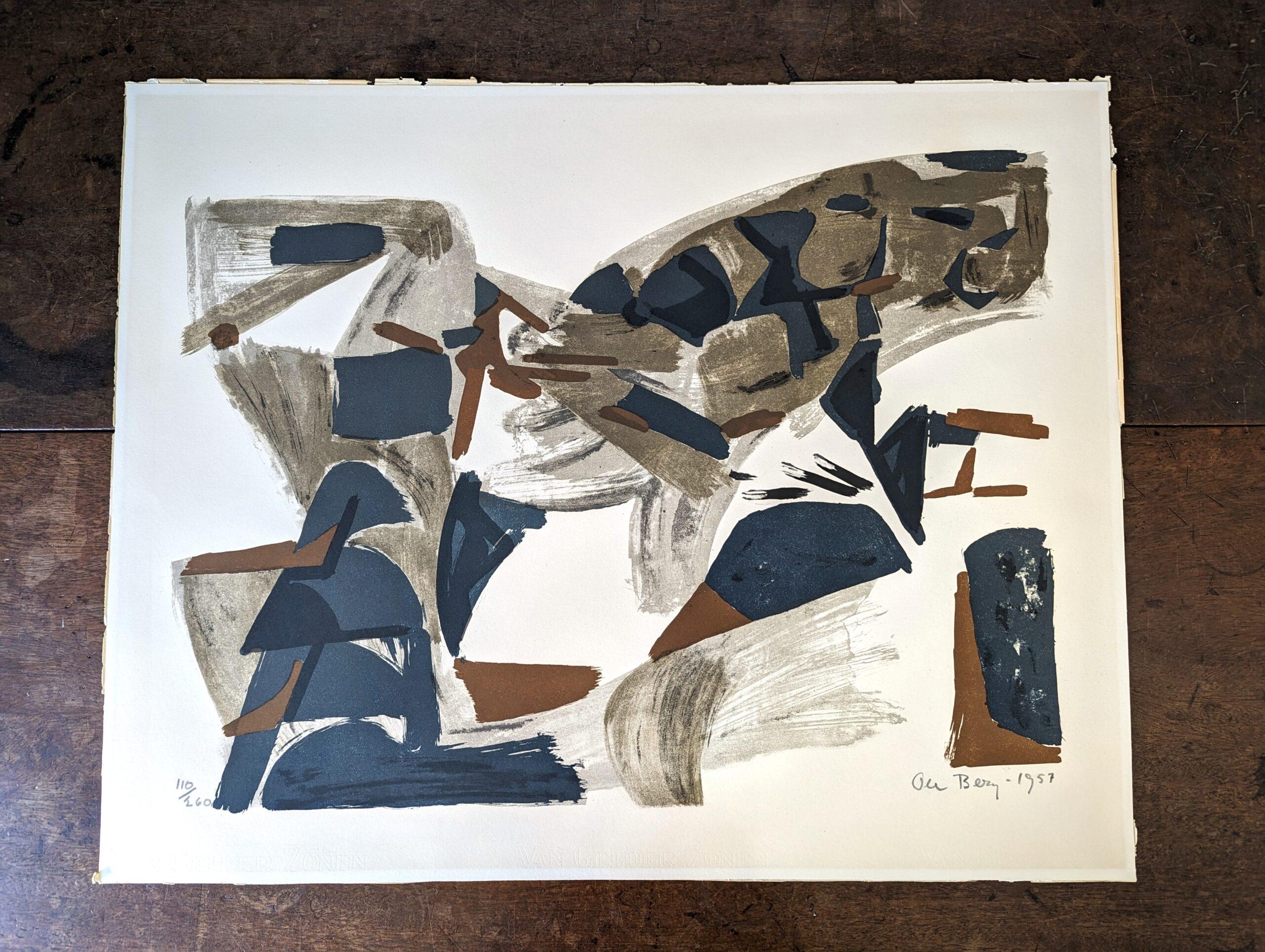 MARK & LINE
Taille de la feuille : 60 x 75 cm
Lithographie sur papier

Lithographie abstraite du milieu du siècle, en édition limitée (110/260), signée par Ole Berg et datée de 1957.

Elle est signée, datée et numérotée à la main au crayon sur le