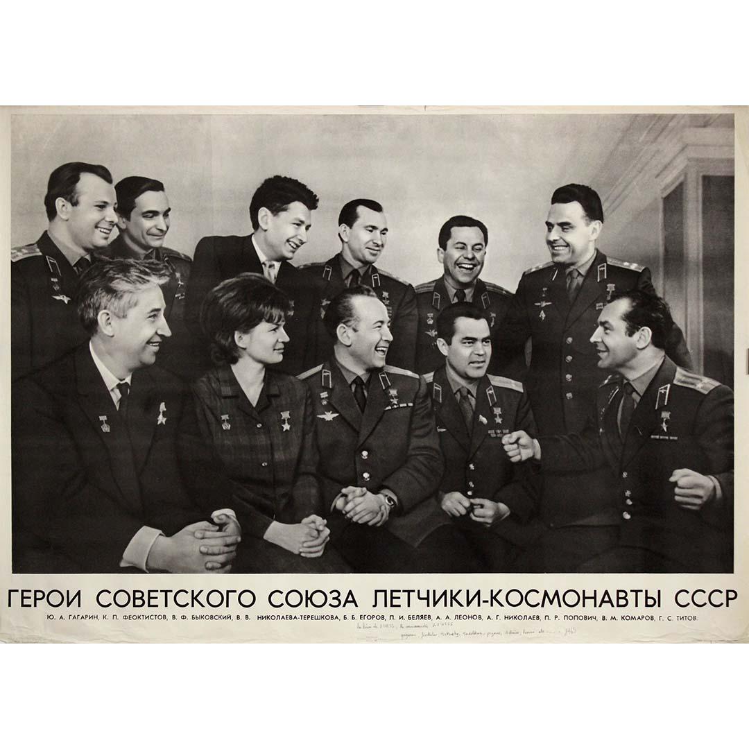 Affiche soviétique originale de 1965 - cosmonautes de l'Union soviétique - URSS