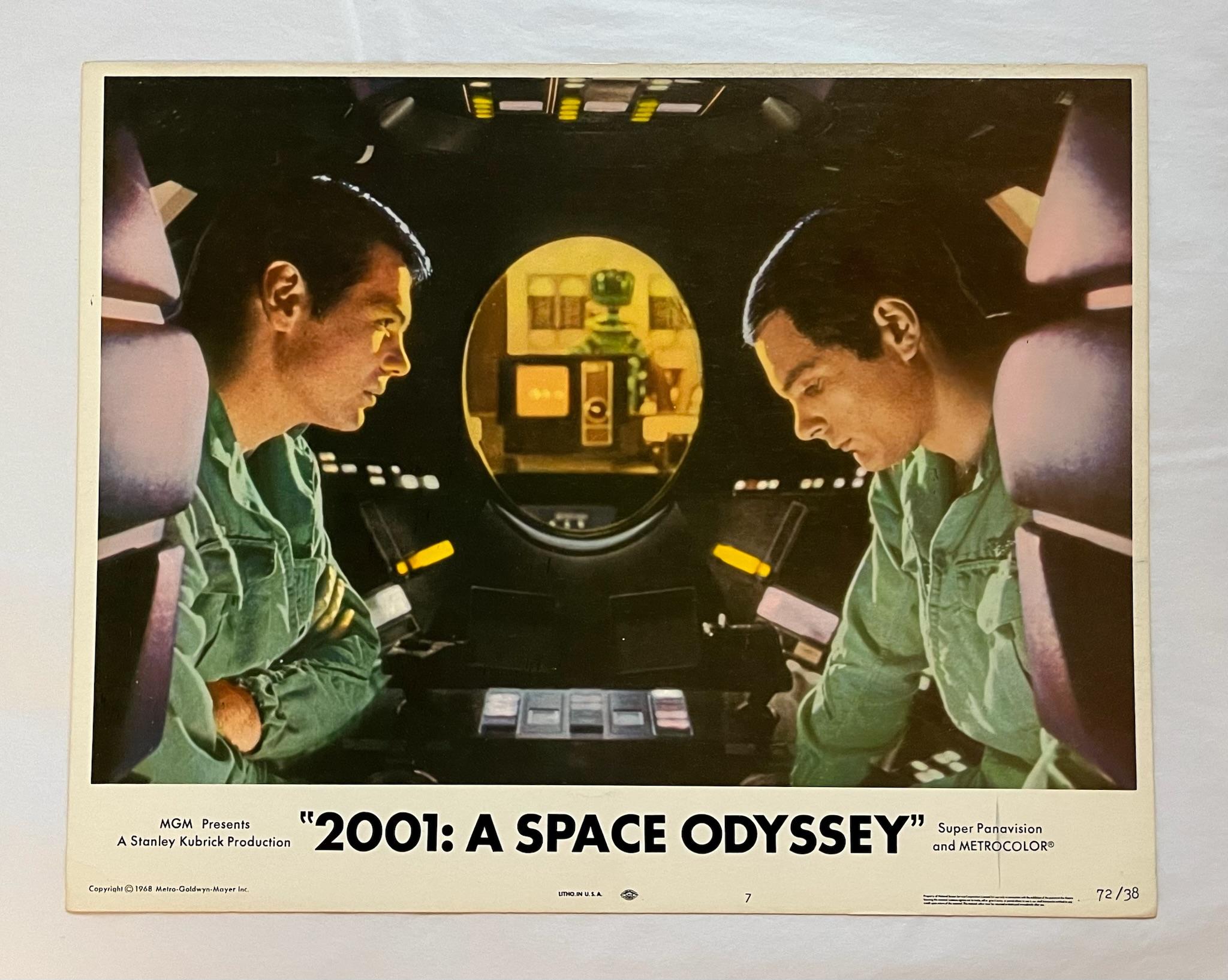 2001: Odyssee im Weltraum - Original 1968 Lobby Card #7 – Print von Unknown