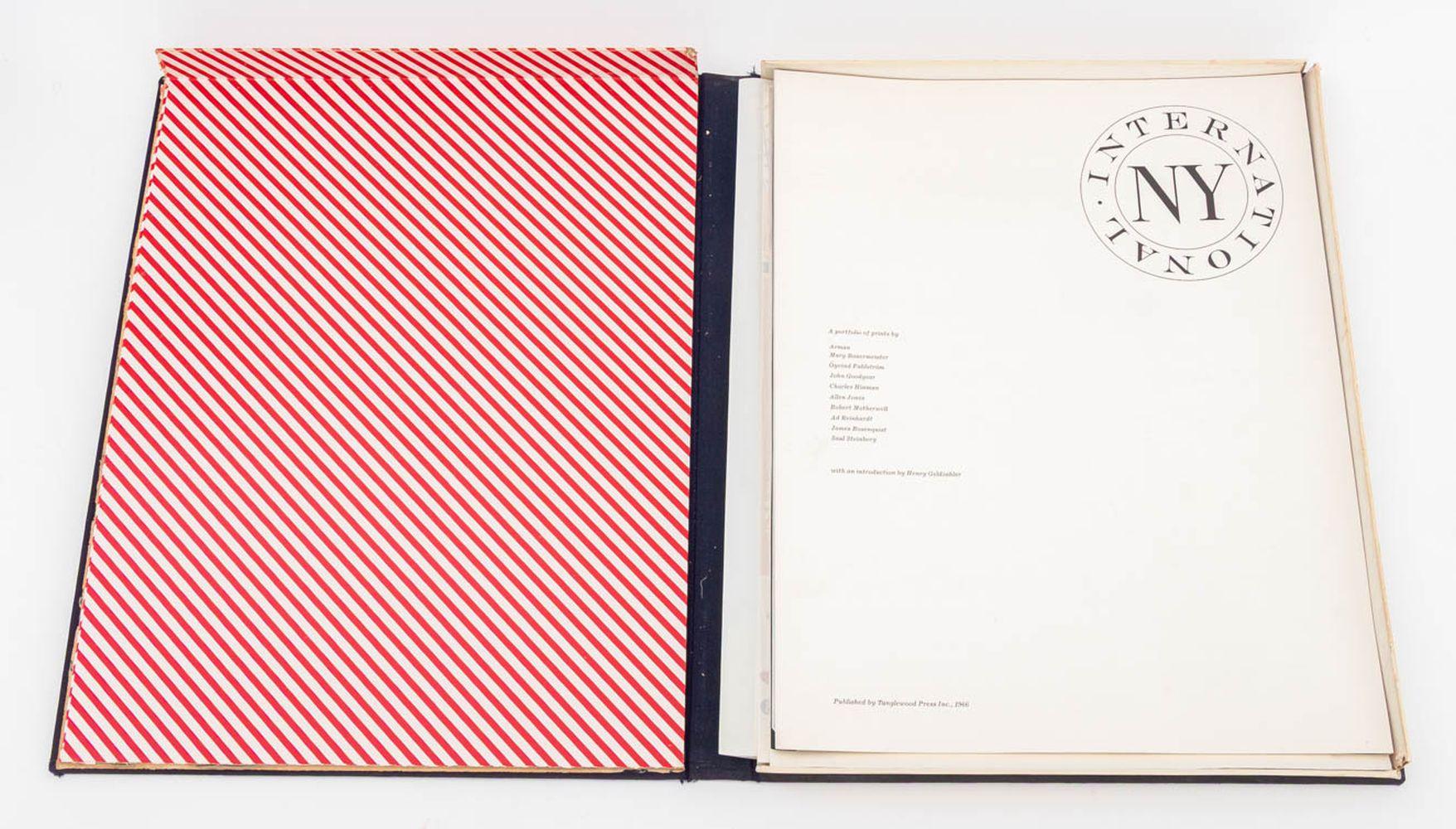 Allen Jones, Etc. Portafoglio internazionale di New York - Figurative Print Beige di Unknown