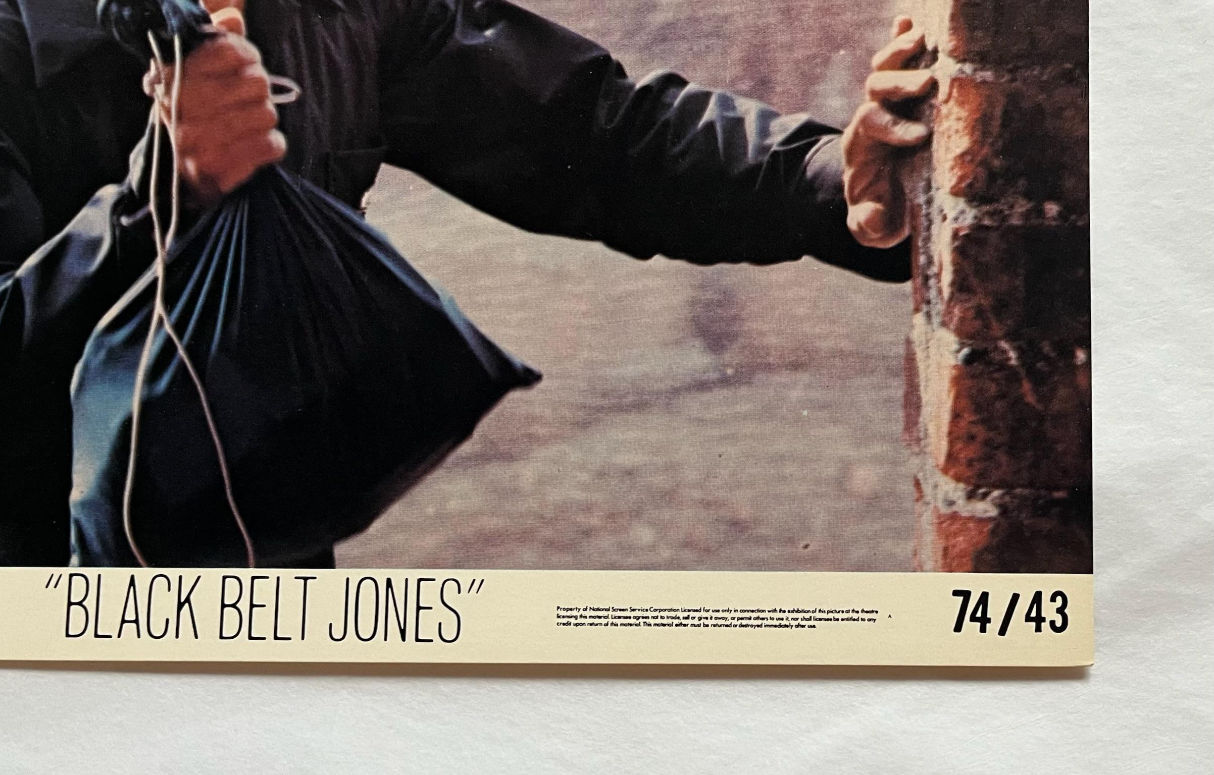 Black Belt Jones - Lobby Card originale del 1974 - Figurative Print Nero di Unknown