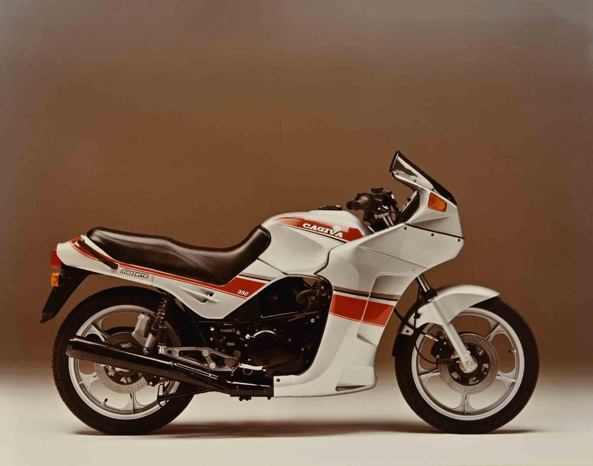 Moto Cagiva - Set di stampe offset d'epoca - Anni '80 in vendita 2