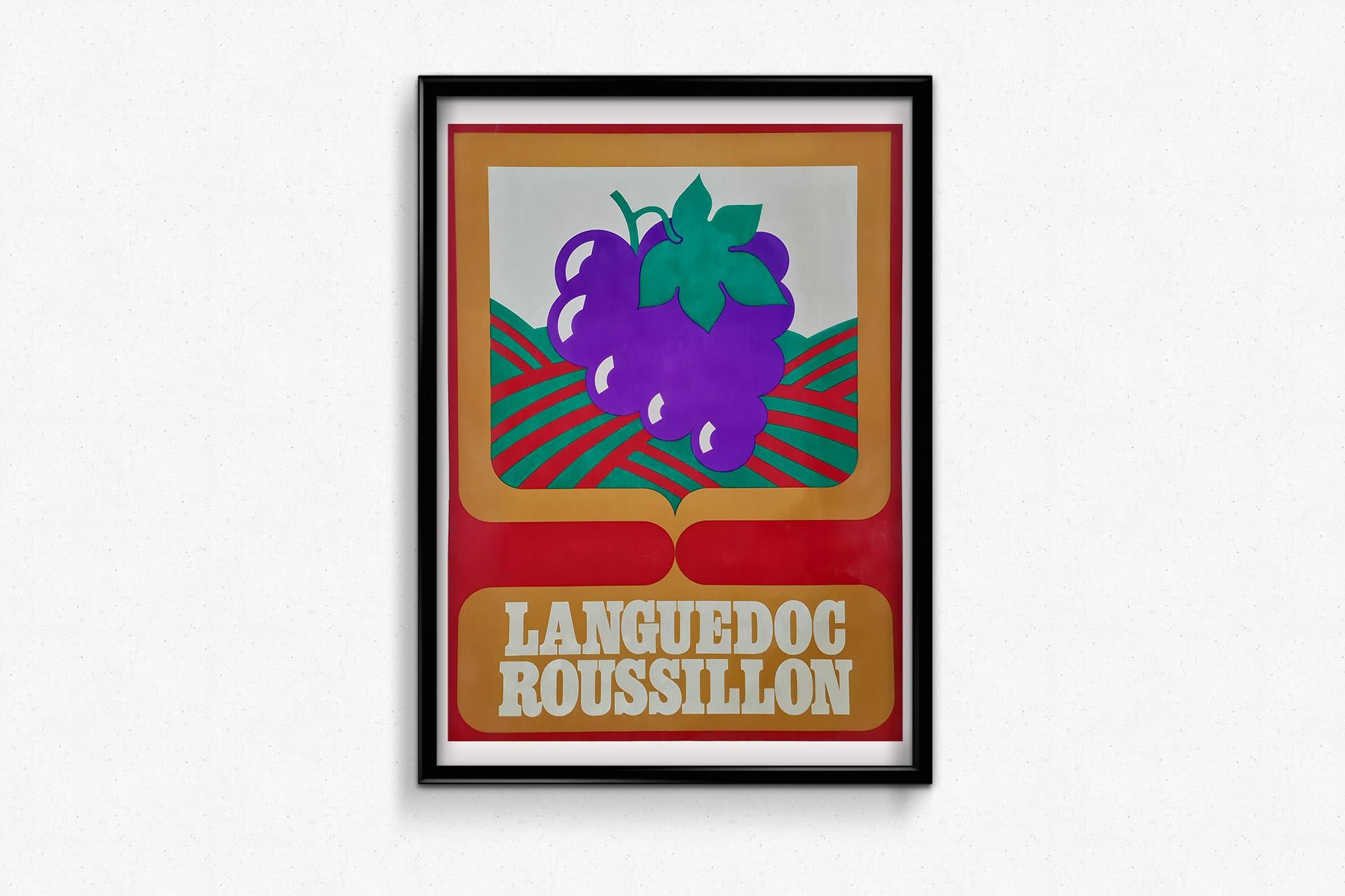Cette étonnante affiche vintage célébrant la région du Languedoc-Roussillon, dans le sud de la France, incarne l'esthétique audacieuse et graphique caractéristique des voyages et de l'art promotionnel du début du XXe siècle. Avec ses couleurs vives,