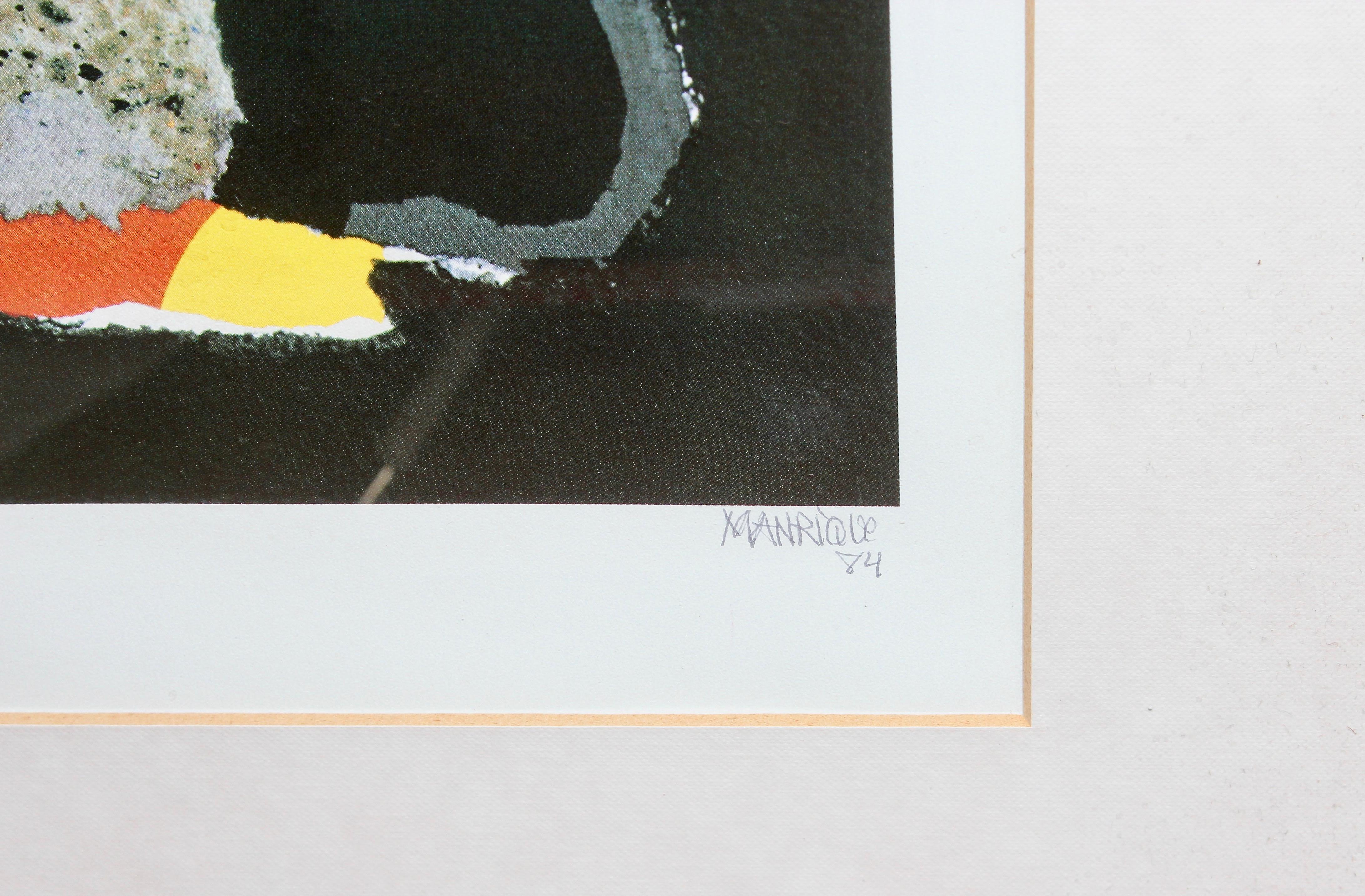 Decorative, abstract lithograph, signed and numbered, 67/90 MANRIQUE

Dimensions with frame.