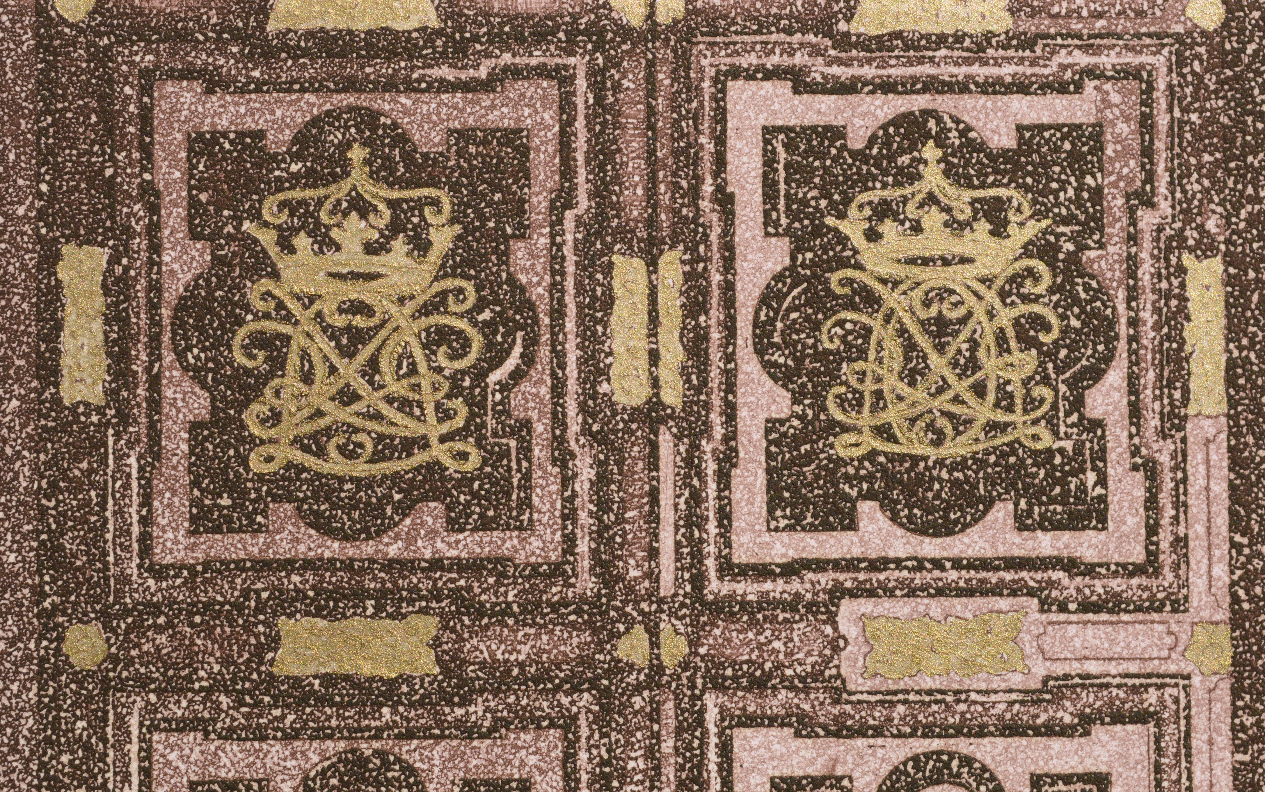 Preciosa y detallada impresión en edición limitada de intrincados dibujos con motivos regios de una puerta ornamentada de El Escorial, el enorme palacio renacentista español cerca de Madrid, del artista desconocido Faber (siglo XX). Numerado,