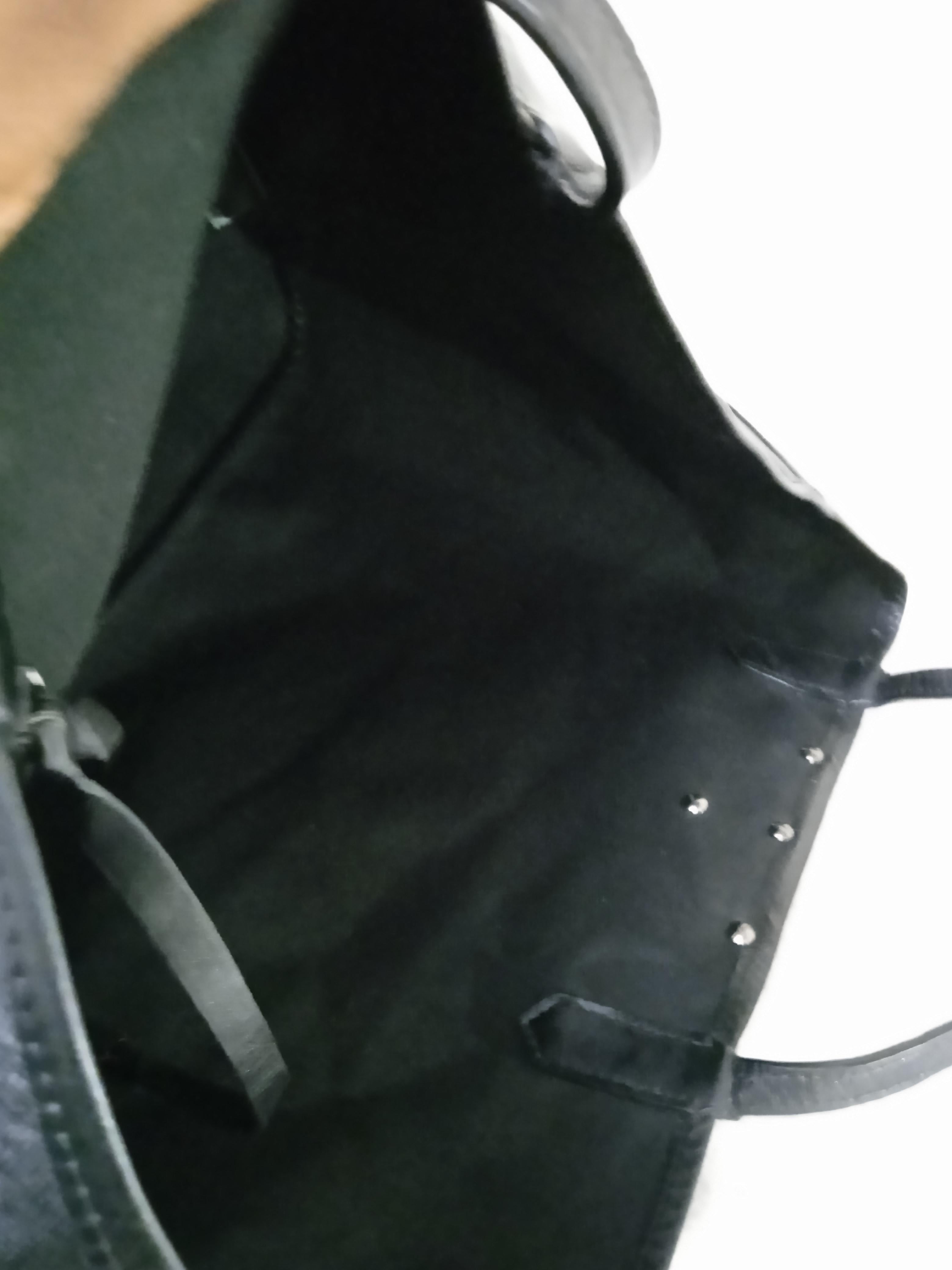 Givenchy Rottweiler Tasche groß gebraucht im Angebot 2