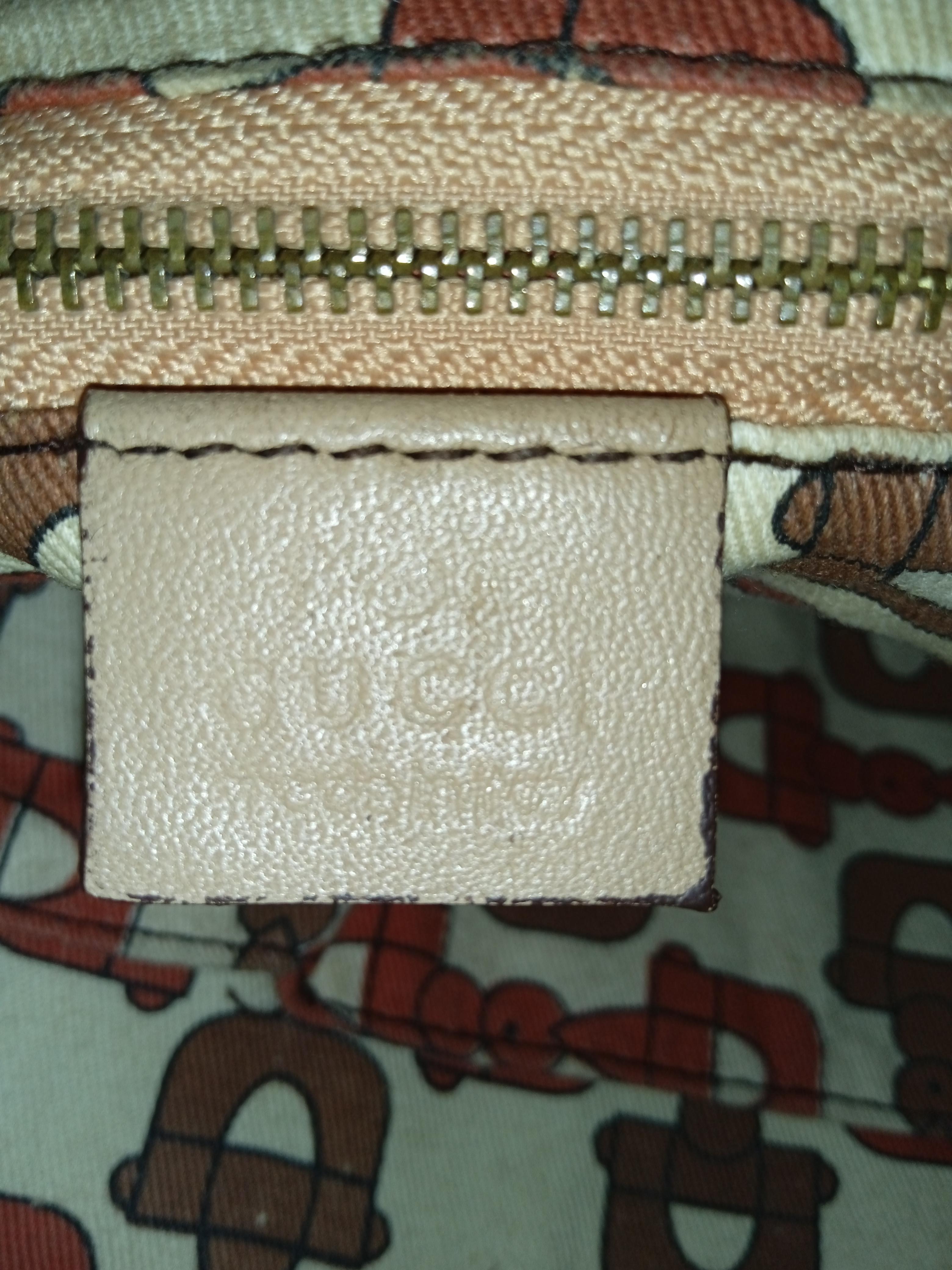 Gucci shoulder bag used  For Sale 2