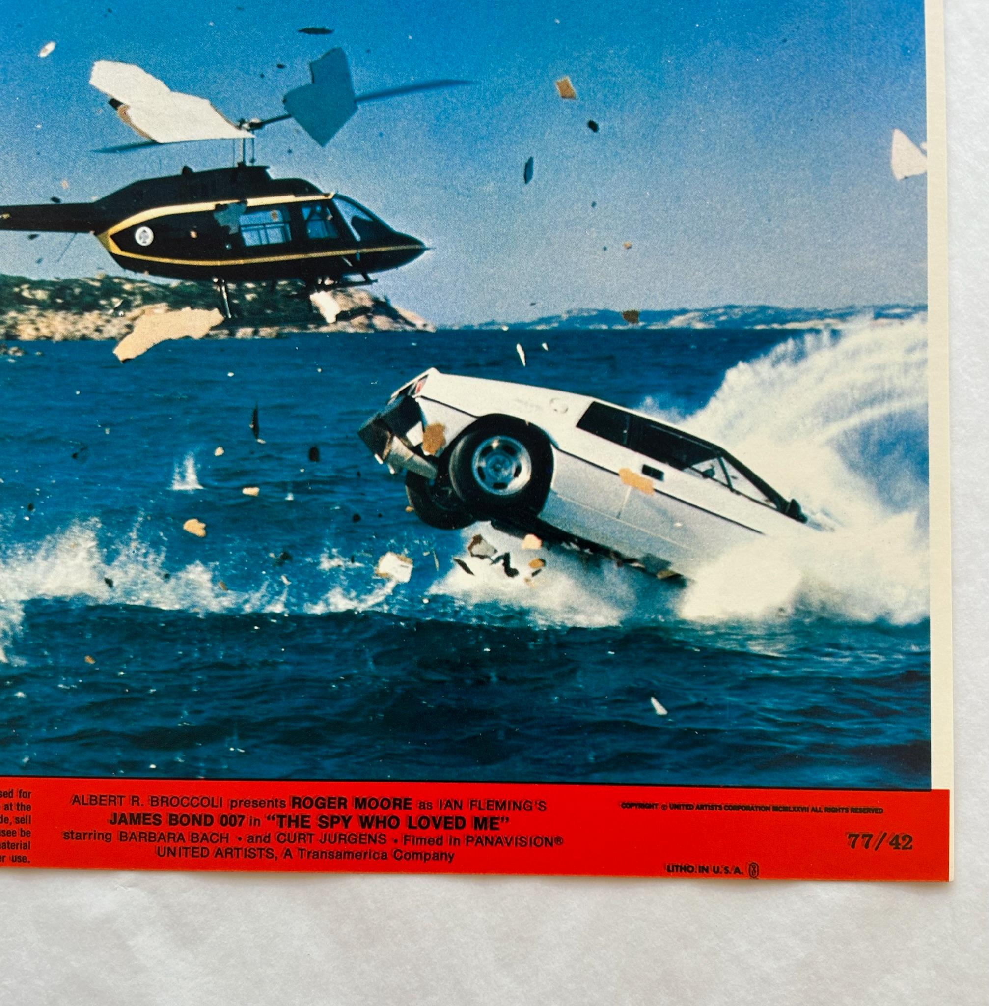 James Bond 007 The Spy Who Loved me - Original 1977 Cinema Lobby Card #7 - Blue Figurative Print by Unknown