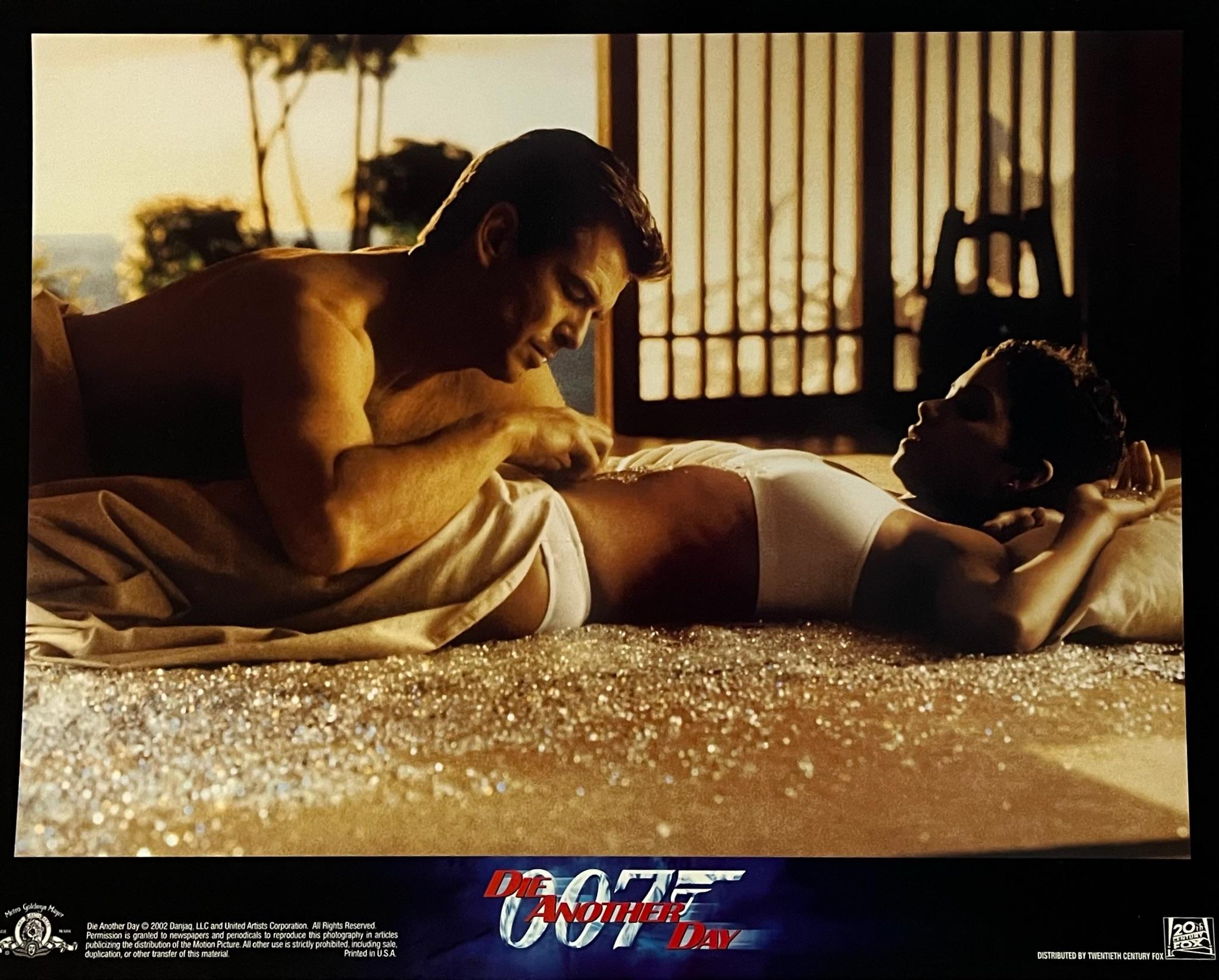 James Bond Muere otro día - Tarjeta de vestíbulo original de 2002