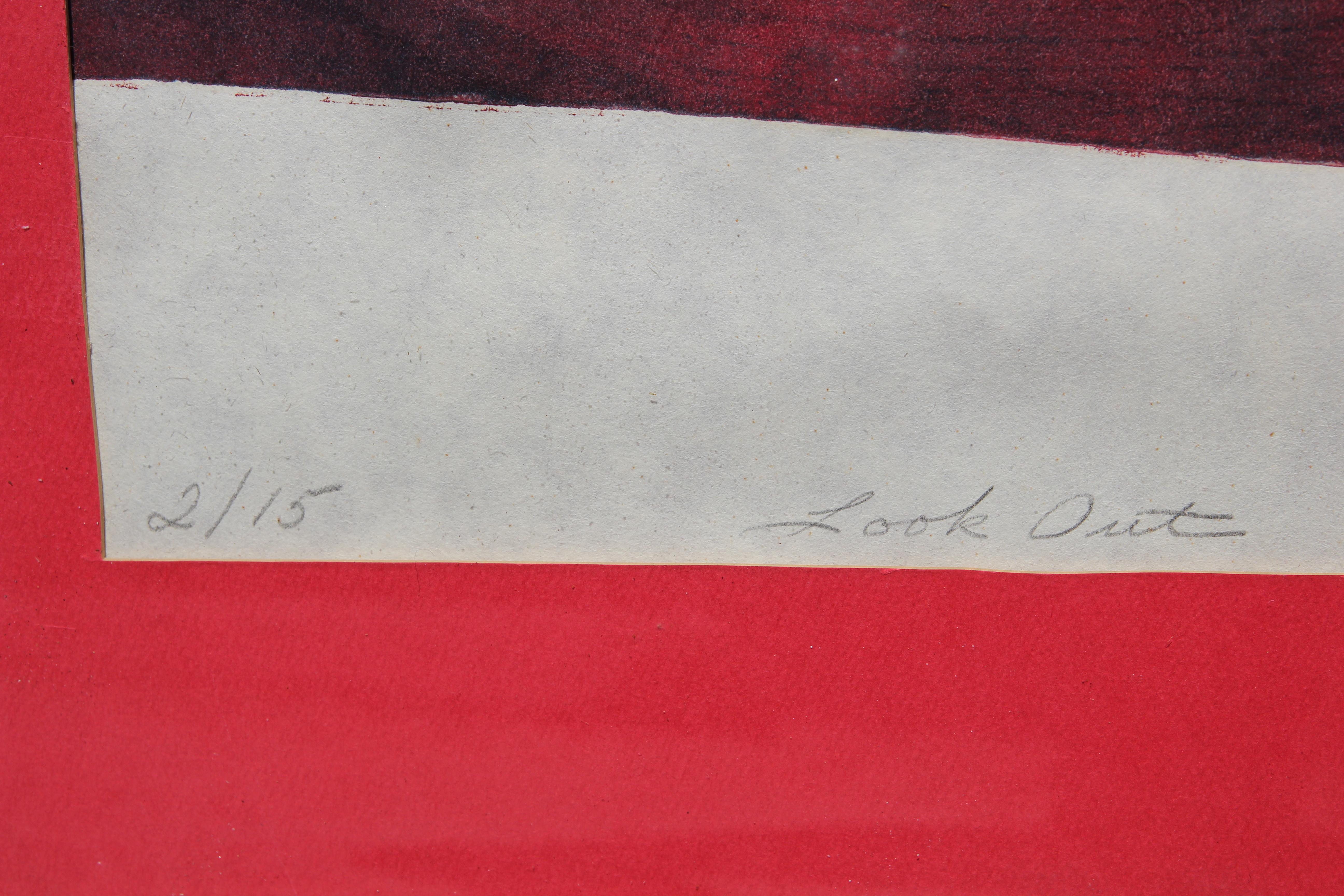Grabado abstracto en madera roja de un pájaro sobre un campo blanco. Firmado, fechado y edición en el borde inferior. Colgado en un marco plateado con un mate rojo complementario. 
Dimensiones sin marco: Alt. 16 pulg. x Anch. 13 pulg.