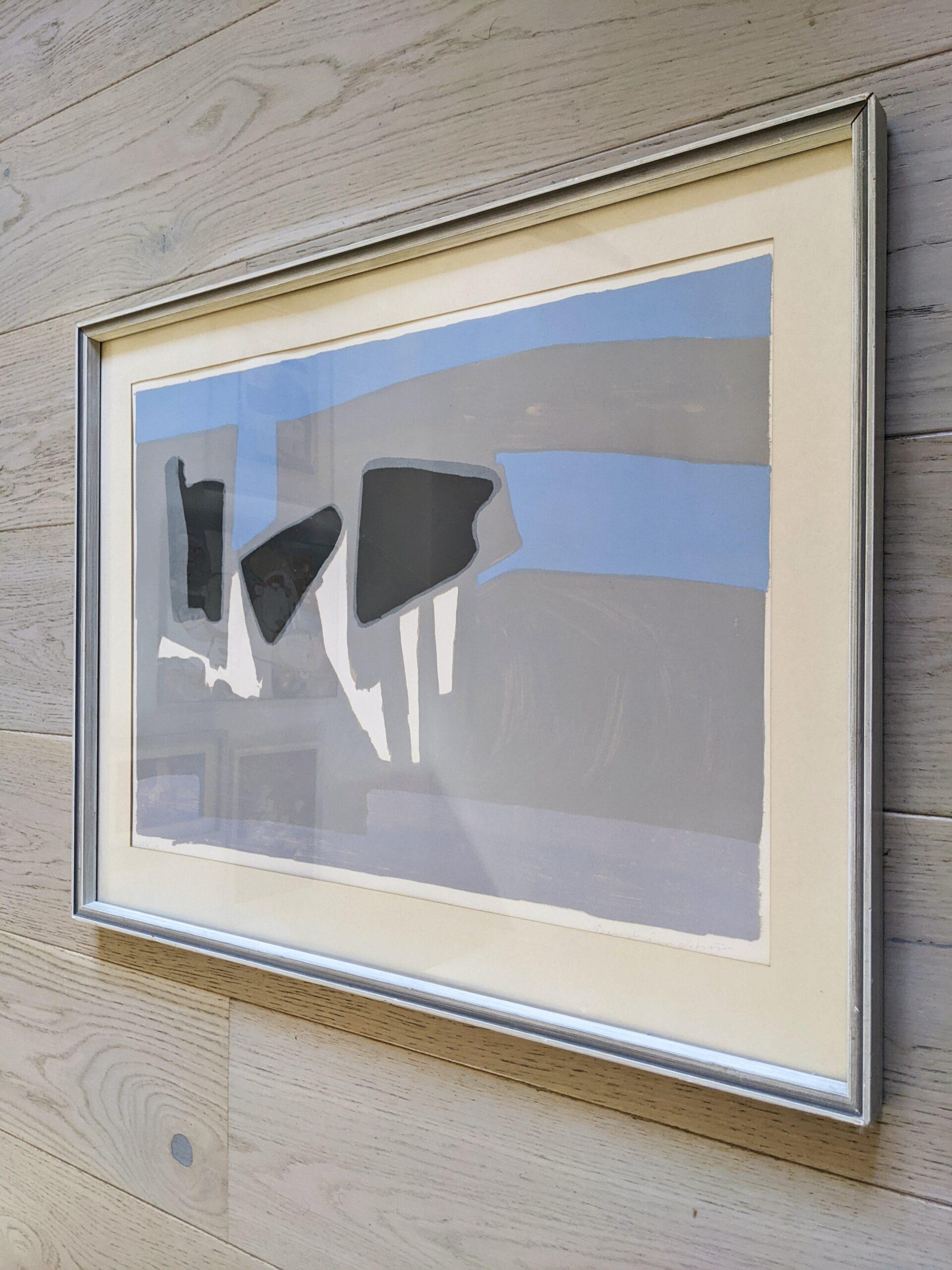 FORM
Size: 55 x 71 cm (including the frame)
Lithograph on paper

A mid century abstract limited edition (108/360) coloured lithograph, signed by Bengt Lindström.

This mid century print is housed behind glass in a very complementary grey wood frame.