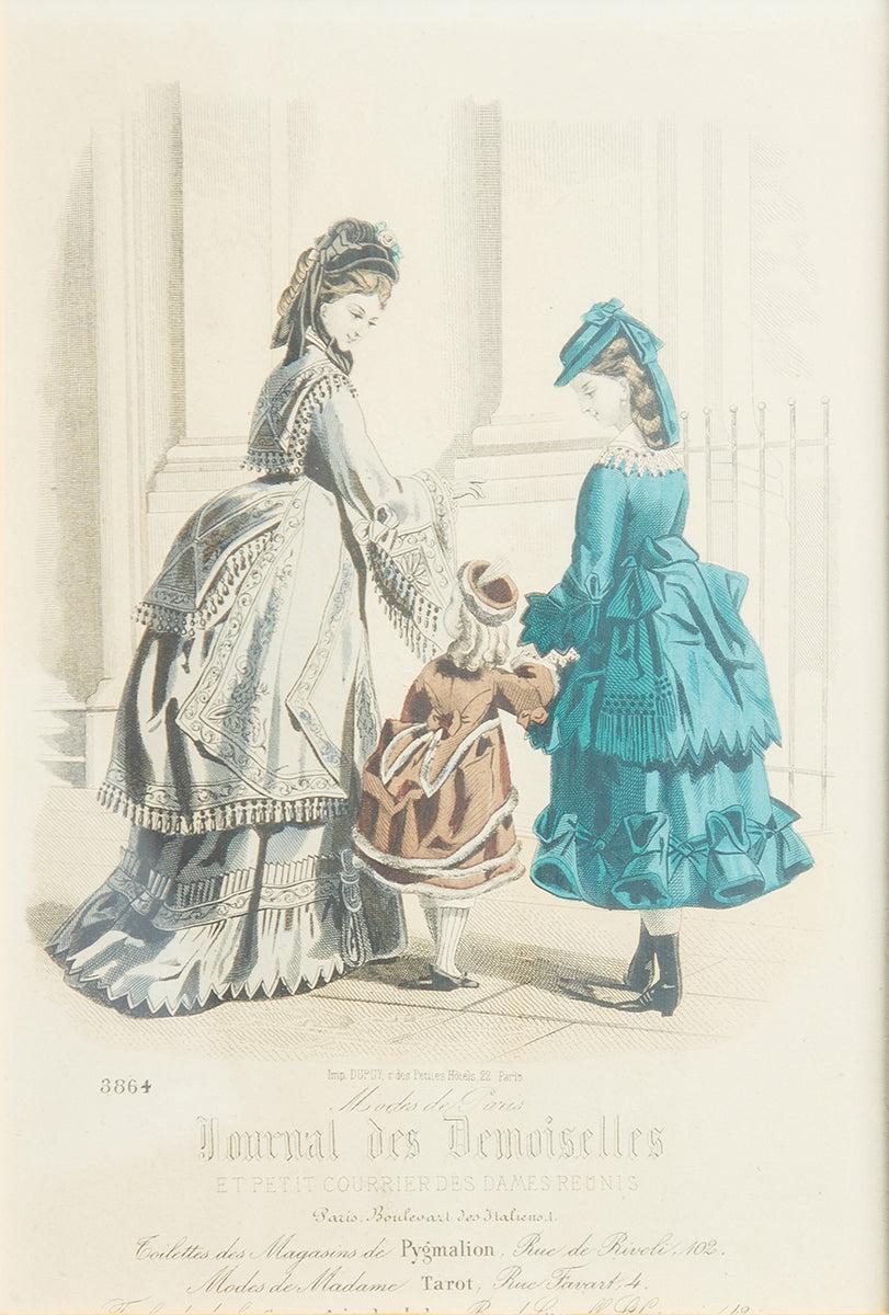 Journal Des Demoiselles et Petit Courrier des Dames Reunis, Nr. 3864, Modes de Paris, gerahmt von Eatons in Montreal Quebec in Holzrahmen mit Gold- und Silberverzierung. Gedruckt in der Imprimerie Dupuy, rue de Petites Hotels, 22 Paris, Frankreich,