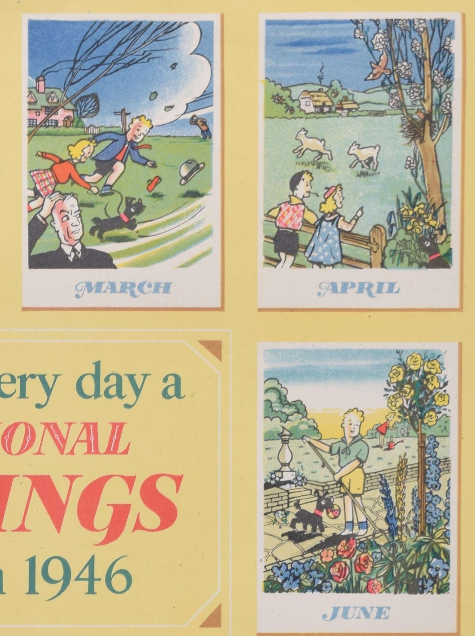 Poster del calendario del risparmio nazionale (1946)
Poster litografico
50 x 38 cm

Stampato per HMSO da Chromoworks Ltd, Londra.

Un manifesto litografico originale rivolto ai bambini, che pubblicizza il piano di risparmio nazionale e presenta un