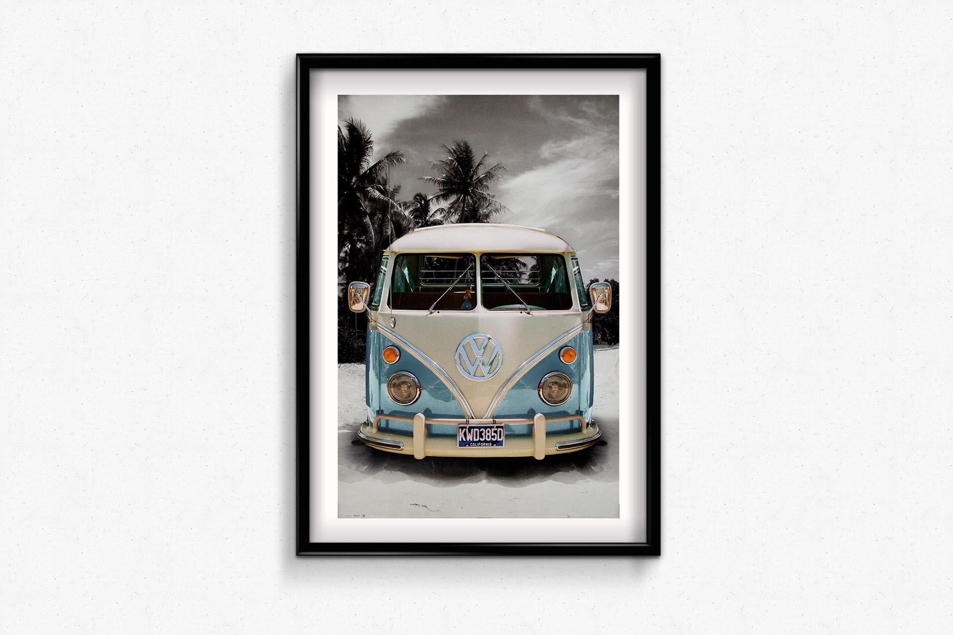 This original advertising poster from the 1970s pays tribute to the legendary Volkswagen Combi, a vehicle that became synonymous with freedom, travel, and the countercultural movement of the mid-20th century. Whether cruising along coastal highways