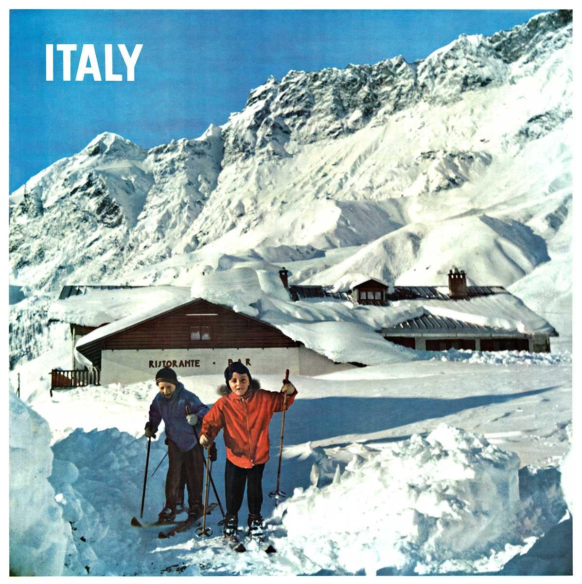 Affiche de voyage italienne vintage d'Alitalia Airlines sur le ski  Alpes italiennes - Print de Unknown