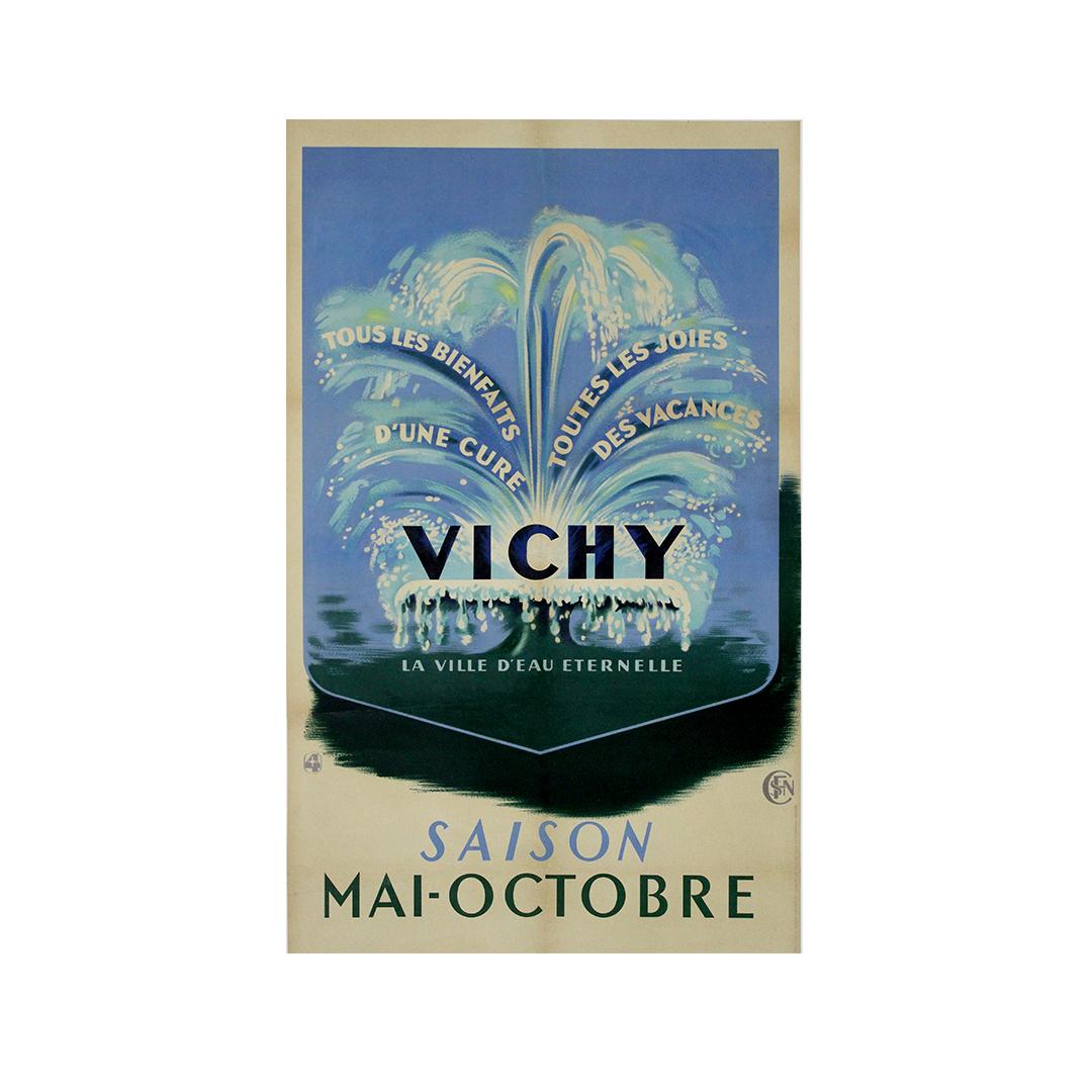 Cette affiche originale de 1955, élégante et frappante, fait magnifiquement la promotion de Vichy, la célèbre ville thermale du centre de la France, réputée pour ses eaux thérapeutiques et son ambiance sereine. Créée pour la Société nationale des