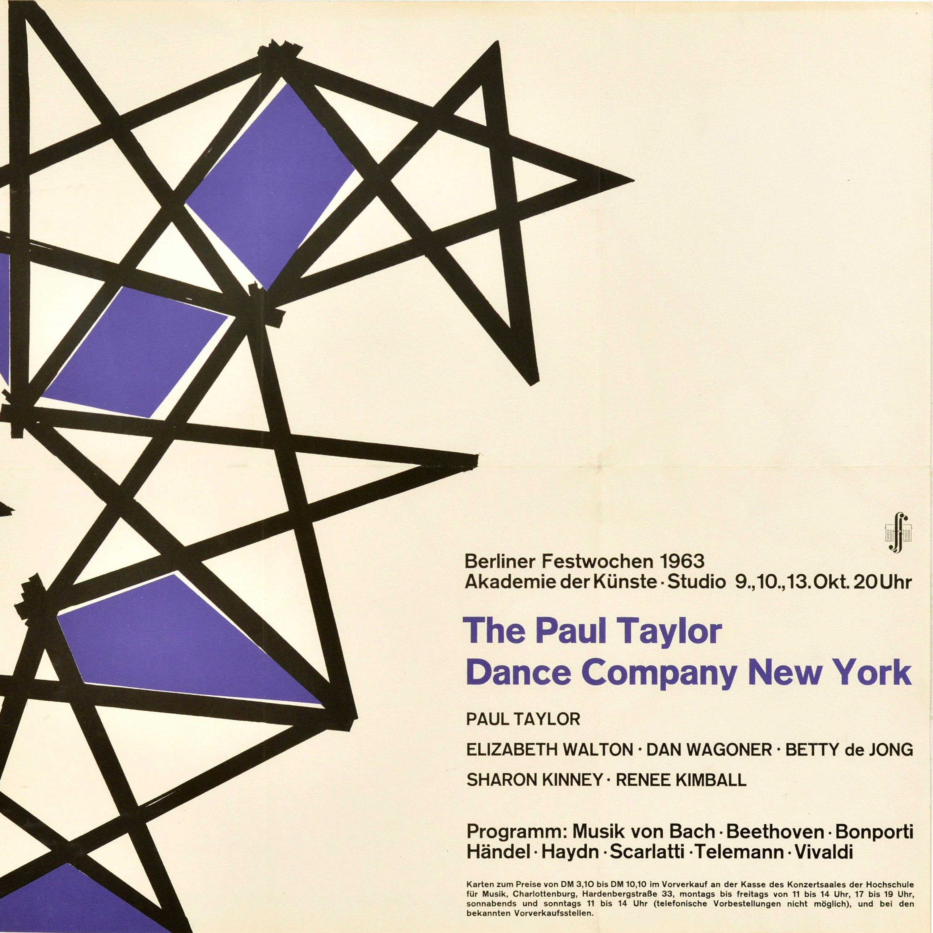 Original Vintage-Werbeplakat für eine Aufführung der Paul Taylor Dance Company New York im Studio der Akademie der Künste im Rahmen der Berliner Festwochen am 9., 10. und 13. Oktober 1963 - Berliner Festwochen 1963 Akademie der Kunst - mit schwarz