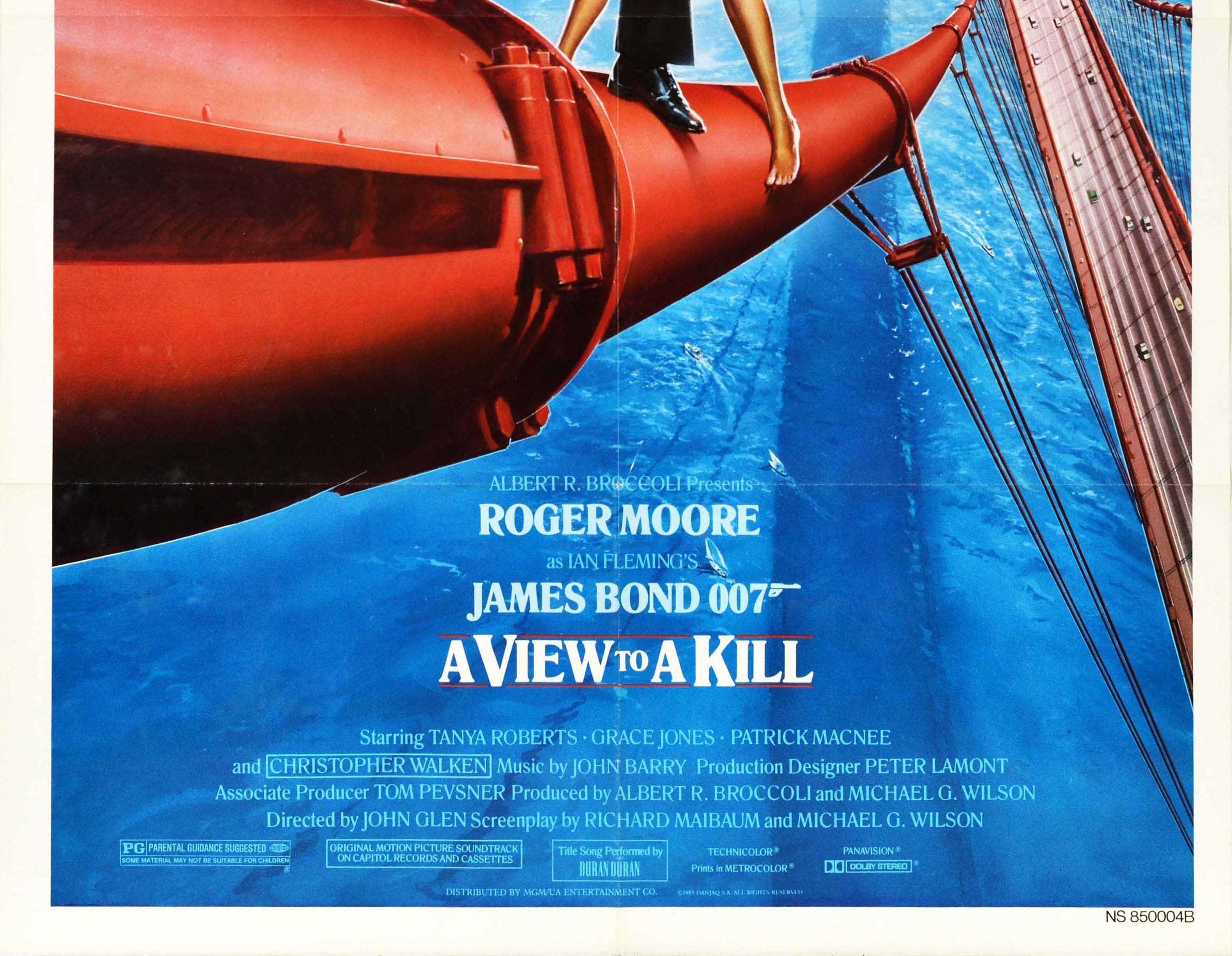 Original Vintage James Bond Poster A View To A Kill 007, Film Golden Gate Bridge, Original (Grau), Print, von Unknown