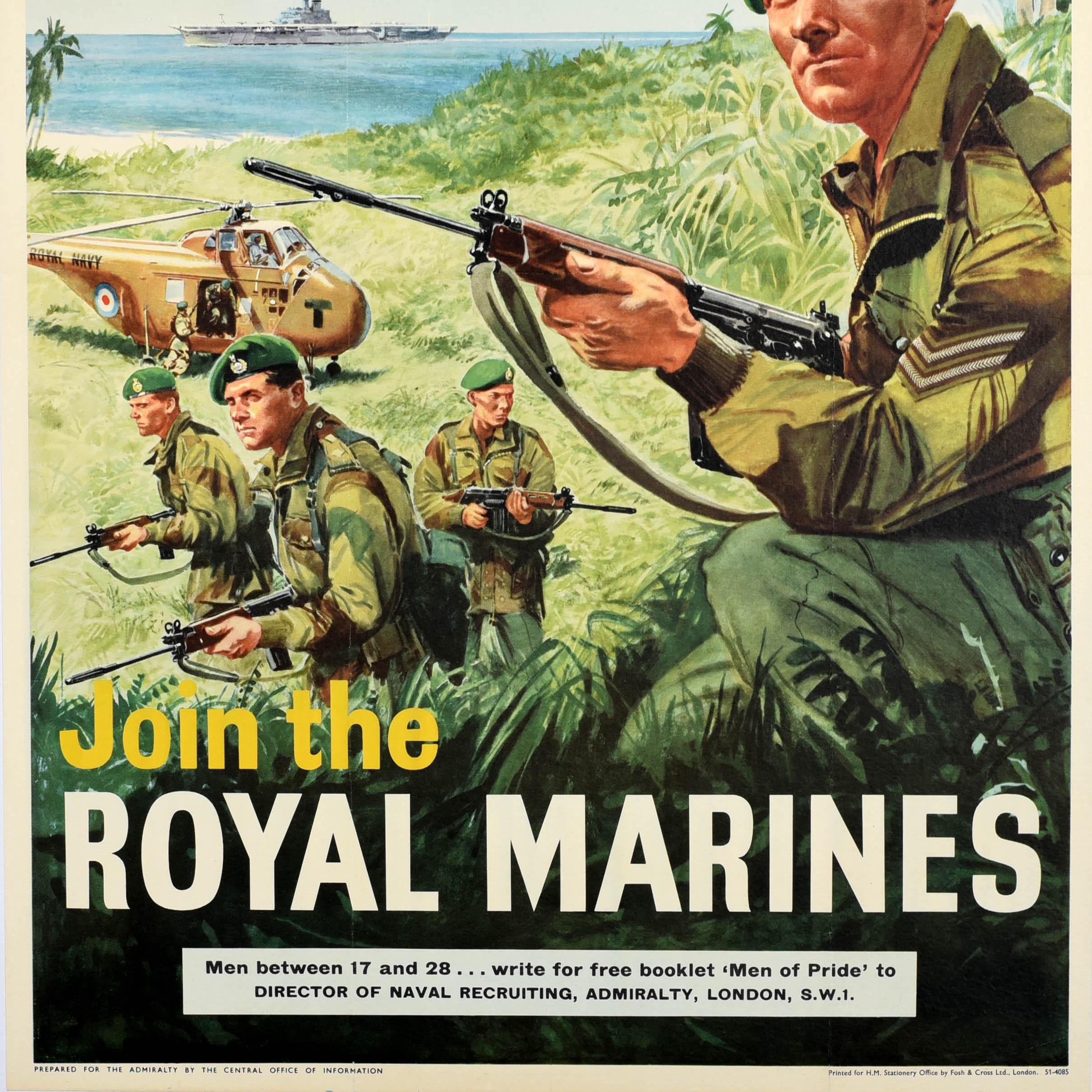 Original Vintage-Rekrutierungsplakat - A Commando's Life Join the Royal Marines - mit der Darstellung eines Trupps von Soldaten in grünen Baretten und Tarnuniformen, die mit Gewehren bewaffnet durch das Unterholz laufen, mit Hubschraubern und einem