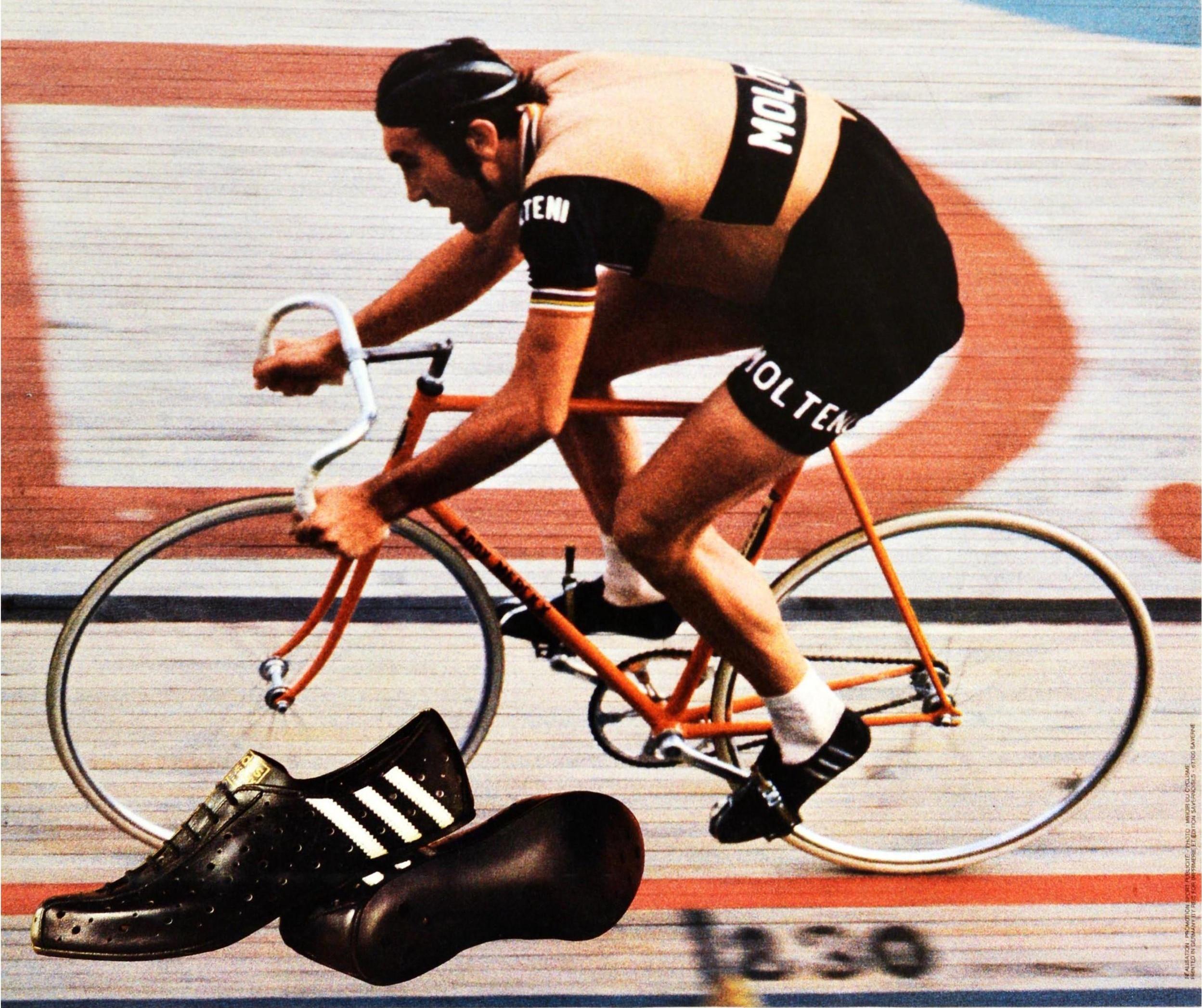 Affiche vintage d'origine Adidas - Chaussures de sport - Eddy Merckx - Classement mondial des cyclistes lors d'une course - Beige Print par Unknown