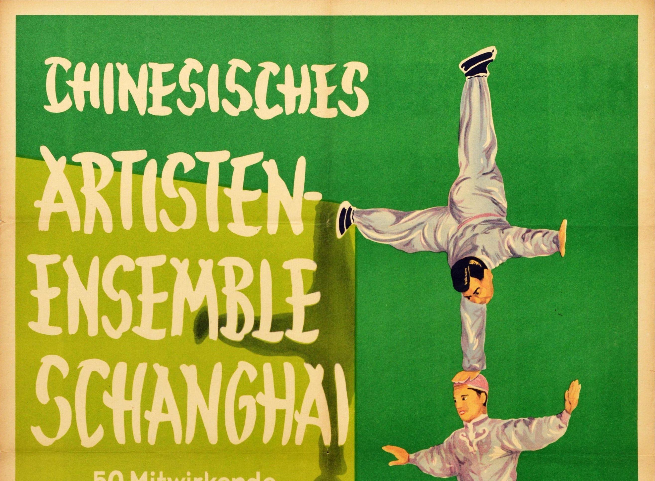 Póster Original Vintage Artistas Chinos Circo Shangai Acróbatas Equilibrio Bola - Print de Unknown