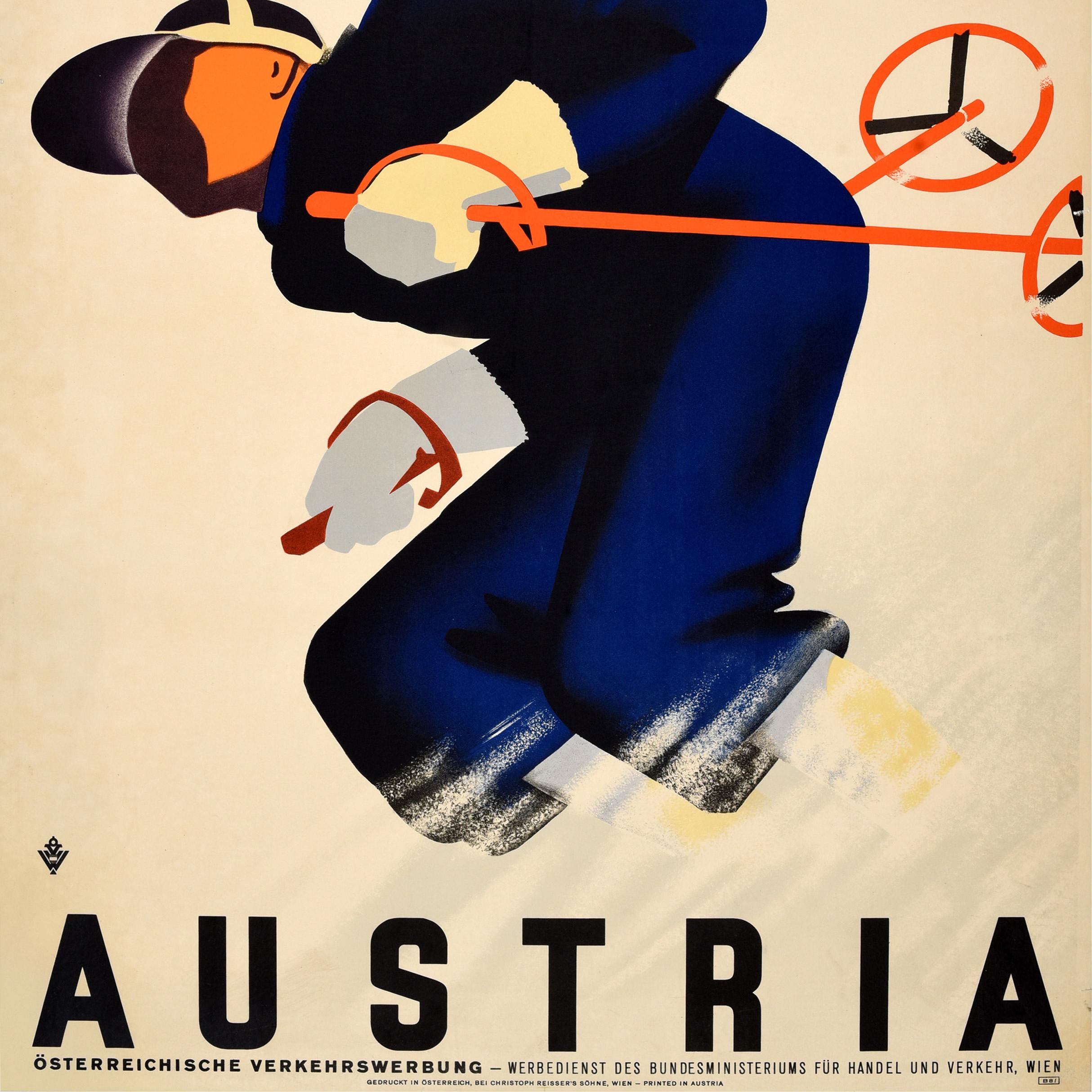 Original-Wintersport-Reiseplakat für Österreich mit einem dynamischen Art-déco-Design des bekannten österreichischen Künstlers und Plakatdesigners Paul Kirnig (1891-1959), das einen Skifahrer in Blau mit blauem Schal und weißen Handschuhen zeigt,