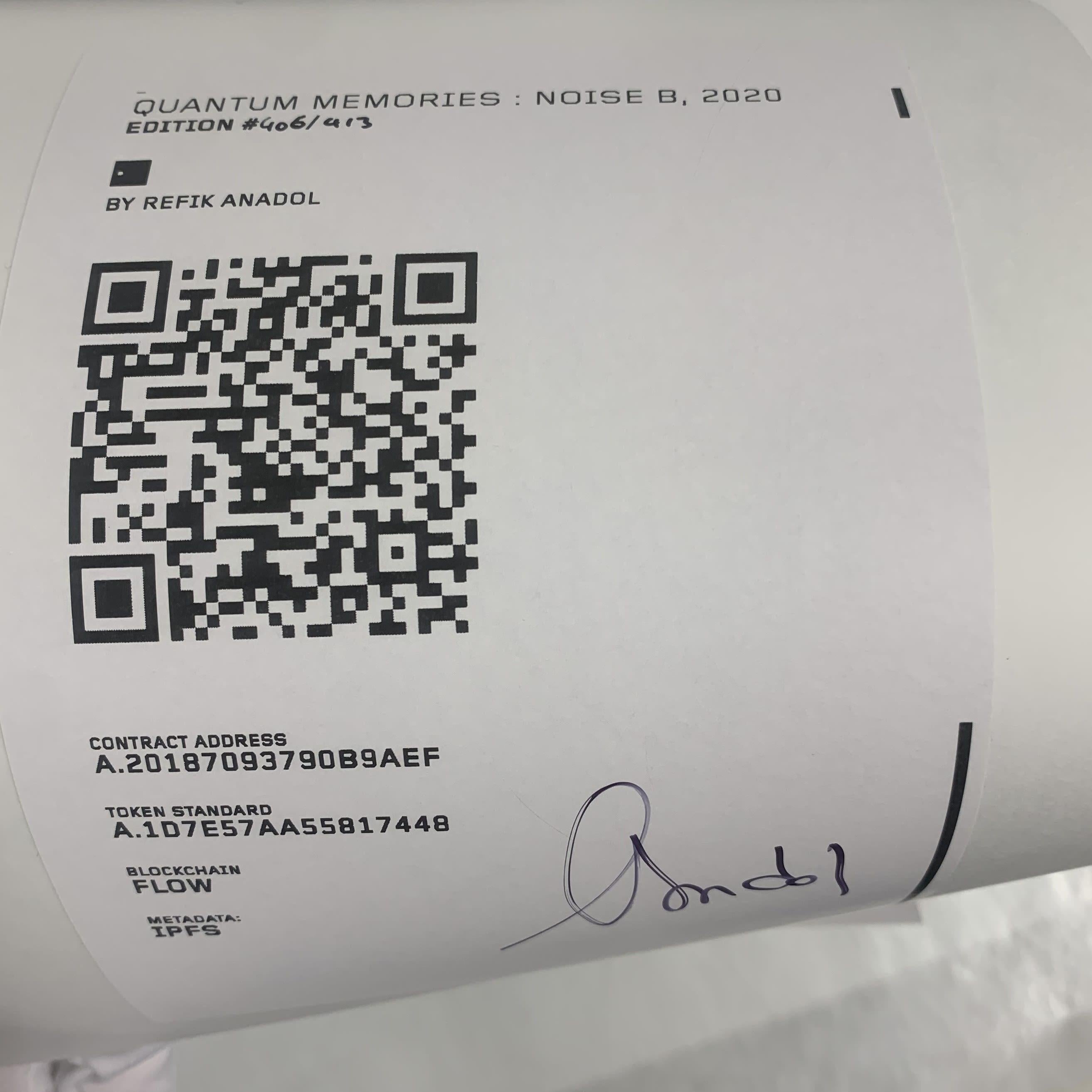 Refik Anadol
Quantengedächtnis: Rauschen B, 2020
C-print
44 × 44 cm (17.3 × 17.3 in)
Signiert und mit einem QR-Code versehen
Auflage von 413

BITTE BEACHTEN SIE: Die Editionsnummern können von den in den Bildern gezeigten abweichen. 
Die Bilder