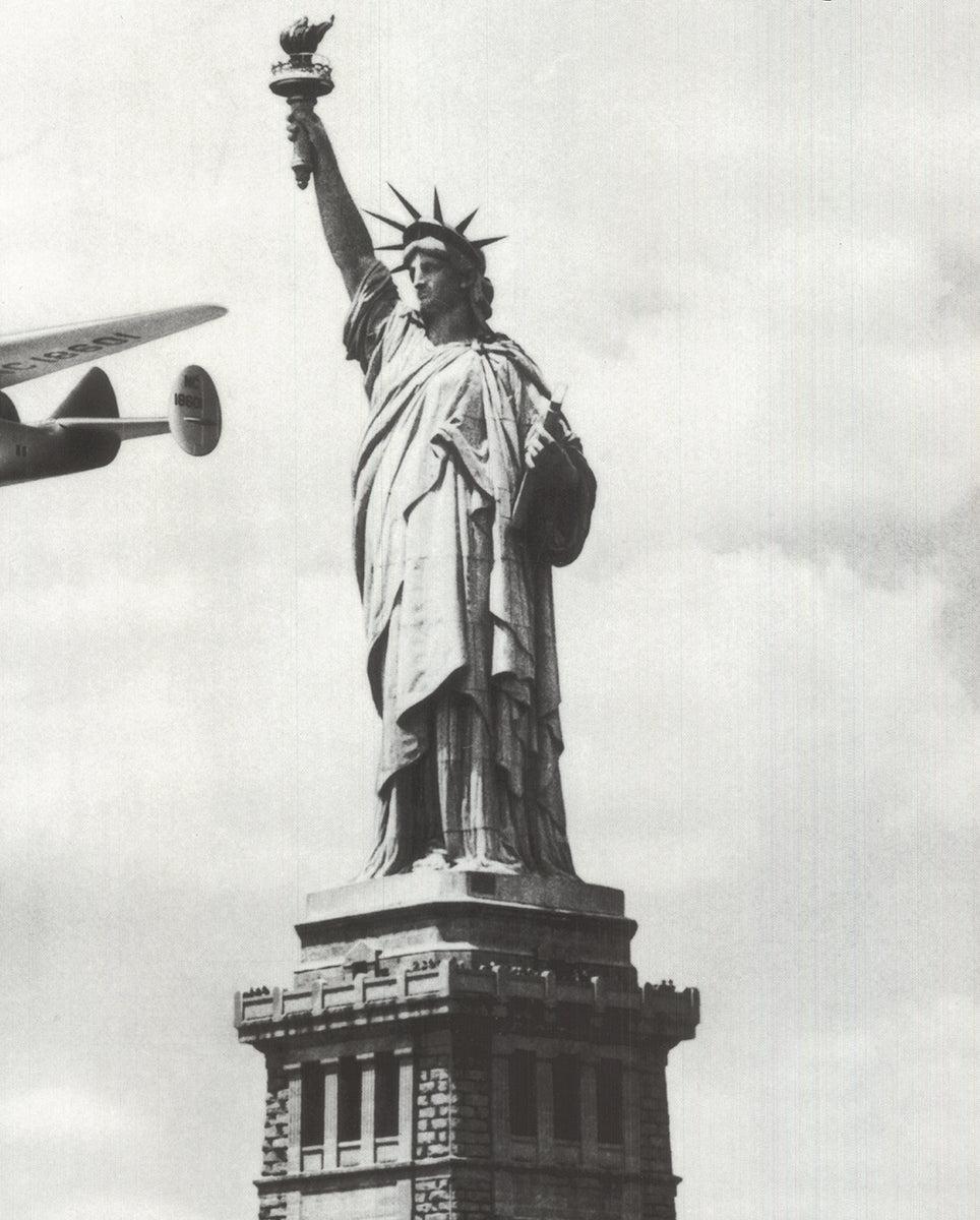 Statue of Liberty 1995- Offset Lithograph For Sale 1