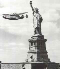 1995 Vintage Offset Print of Statue of Liberty, Unframed, Excellent