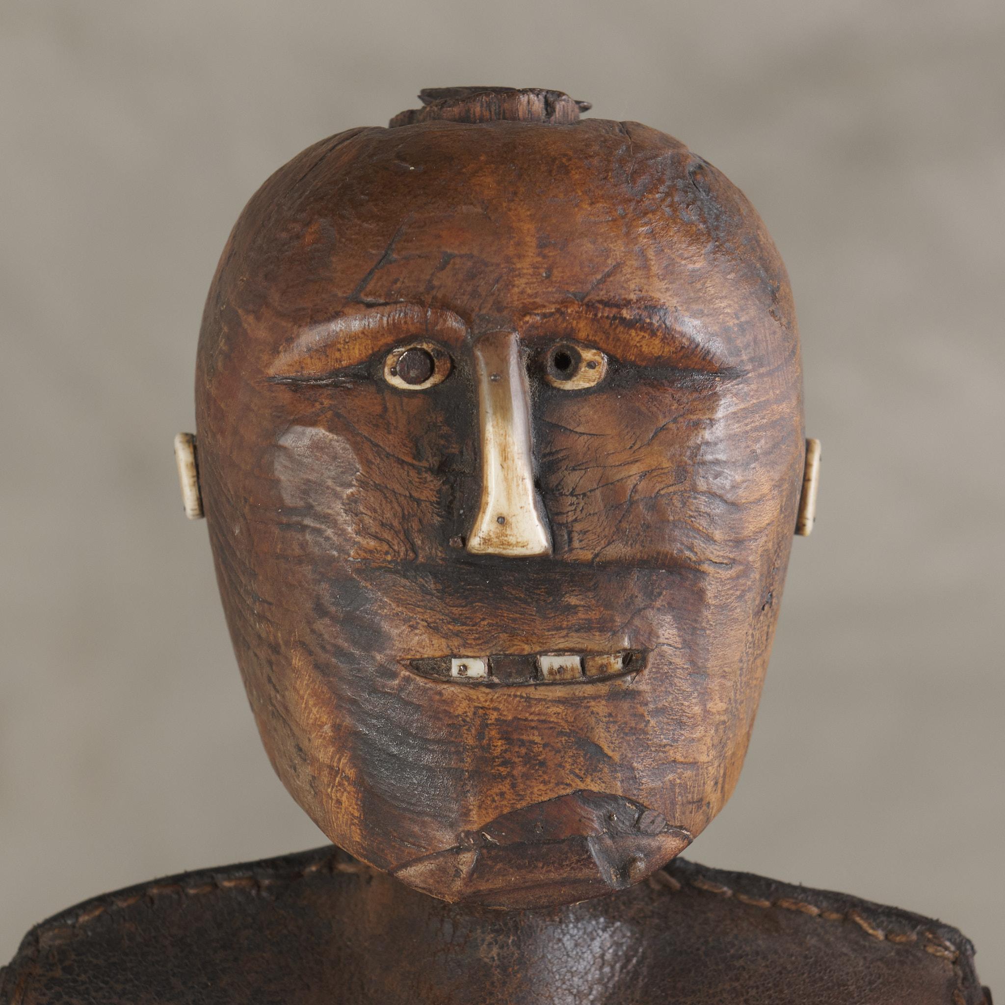 Sconosciuto Unknown Provenance Folk Art Carved Wood Figure of Man in vendita
