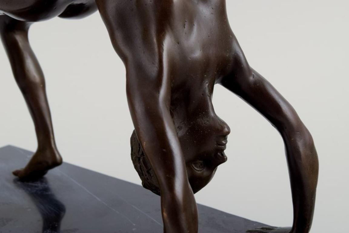 Unknown Sculptor, Art Deco Bronze Figure of a Nude Woman on Marble Base, 1930s 1